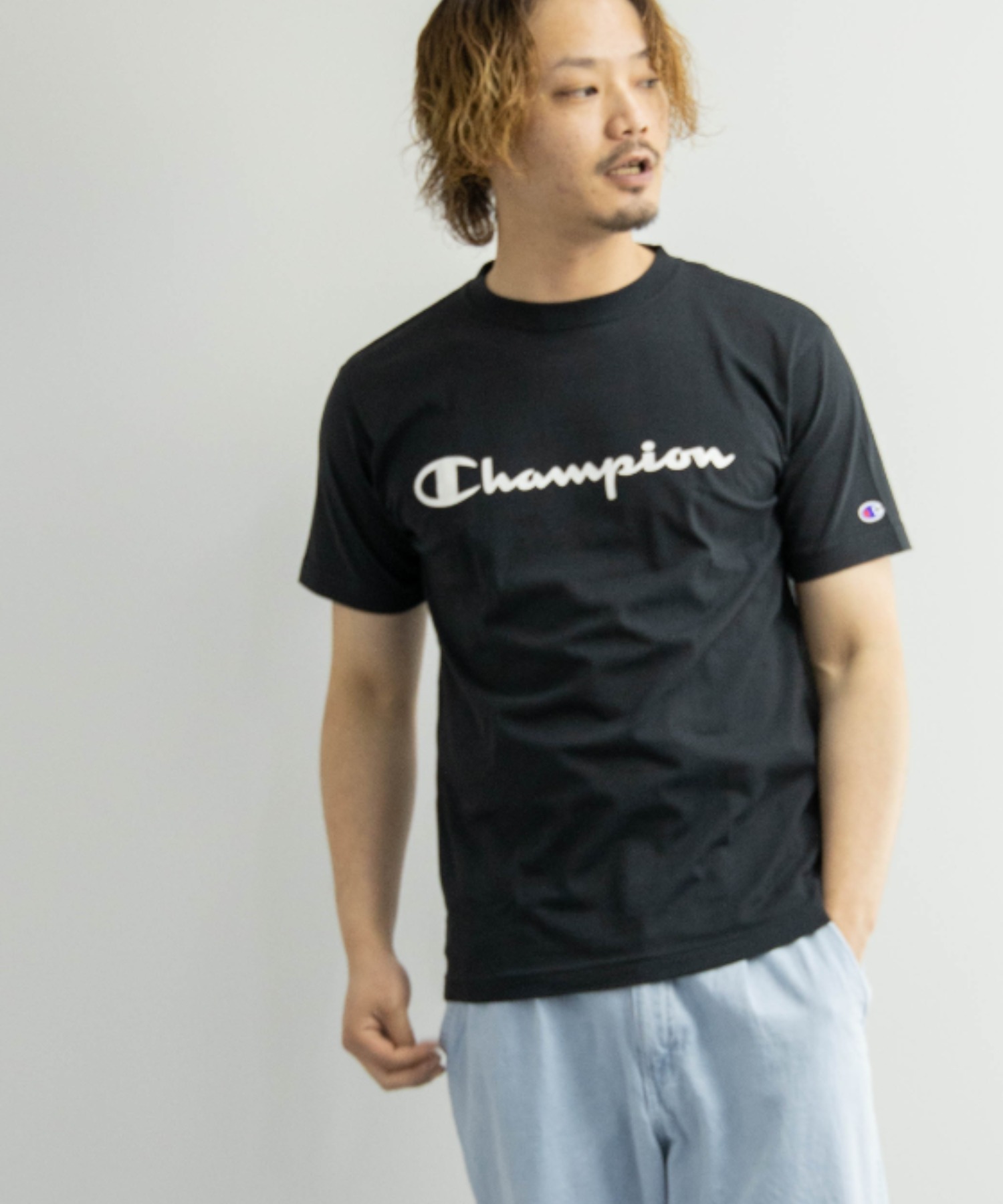品数豊富 ChampionChampion C3-RS308 C VAPOR ロゴプリント 半袖 Tシャツ 税込
