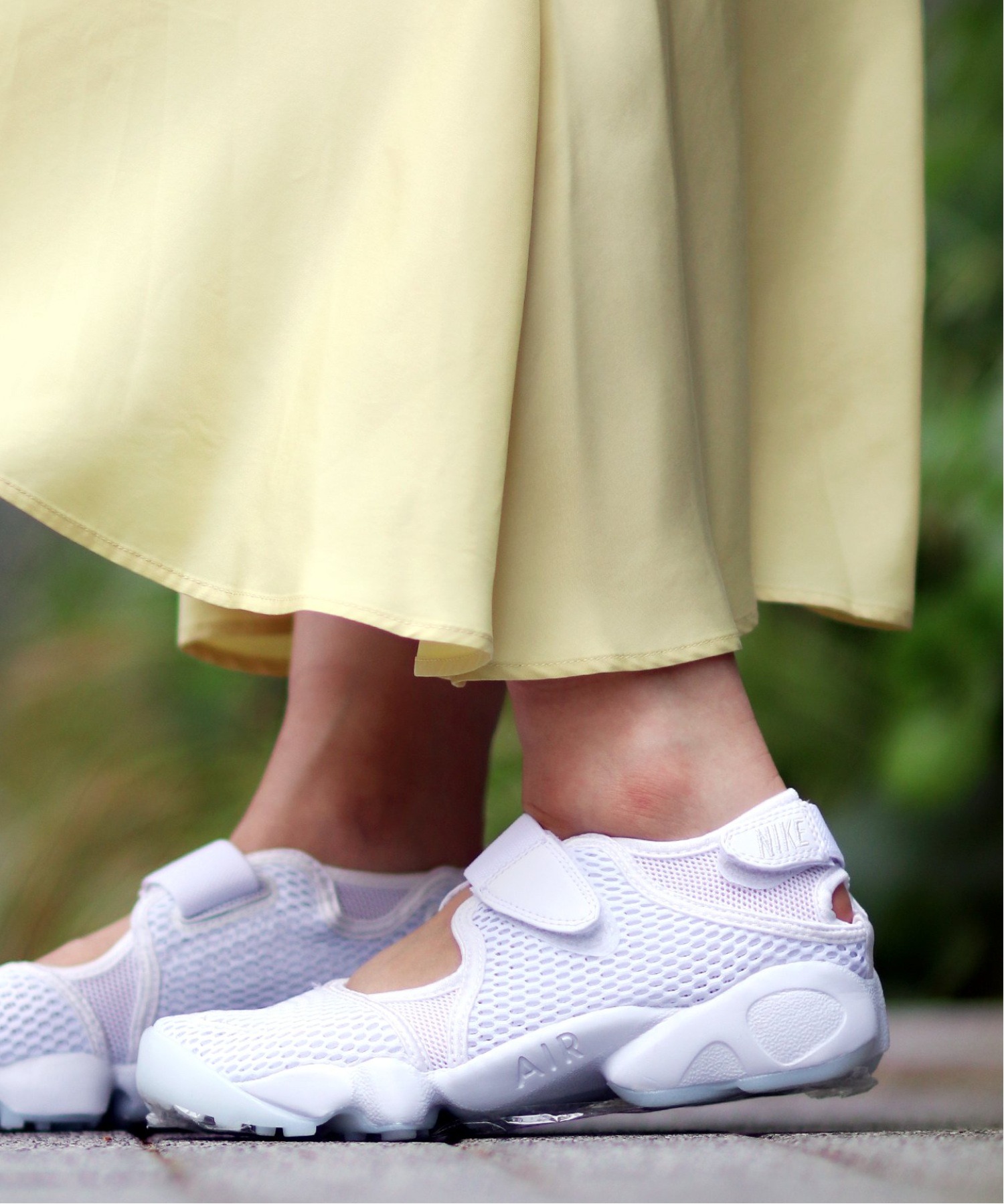 Nike ナイキ エアリフト ブリーズ