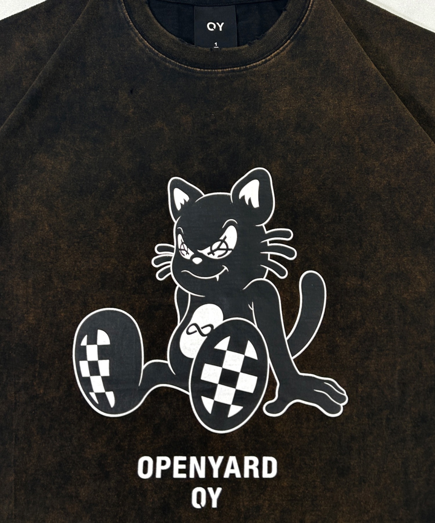 OY / オーワイ オードリー ブラックキャット 猫グラフィック - Tシャツ