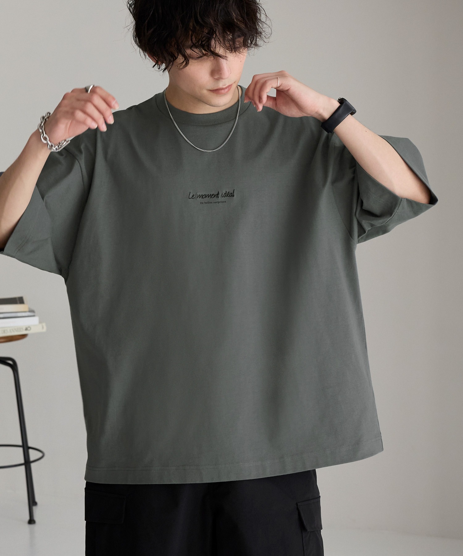 アートグラフィックデザインオーバーサイズ半袖Tシャツ MONO-MART 