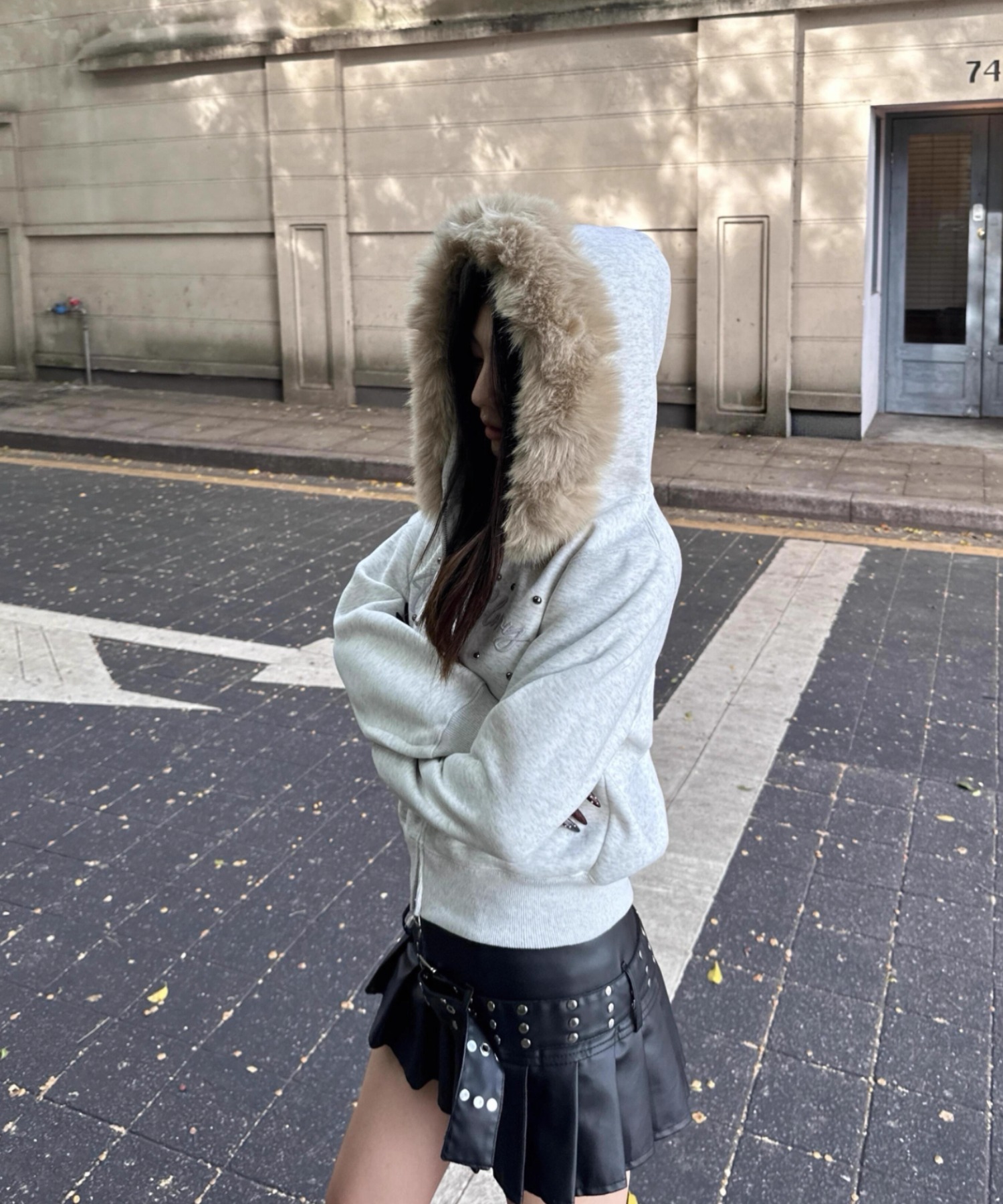 A'GEM/9 × .kom 『.KOM/ドットケーオーエム』 Rhinestone Logo Faux