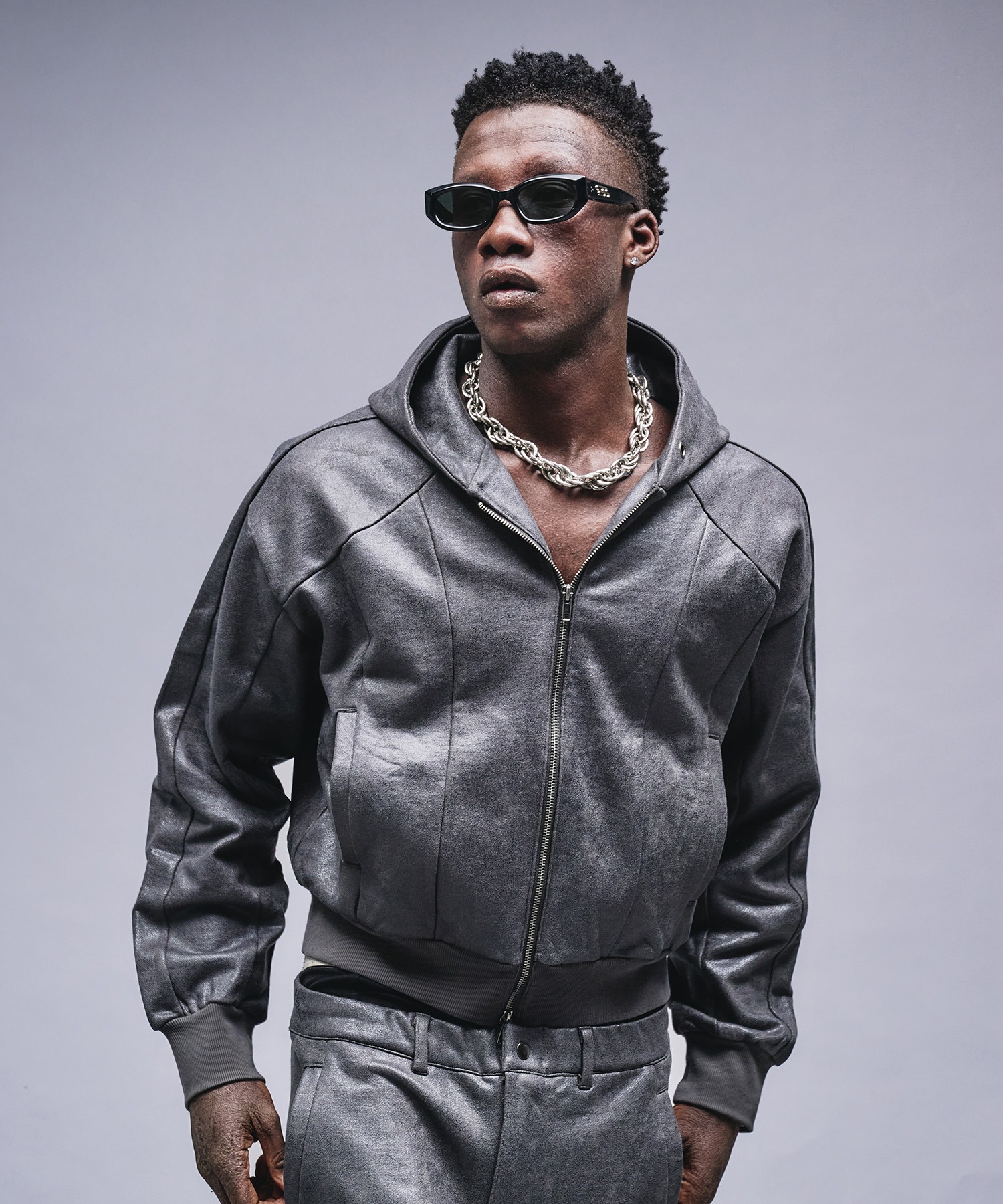 Leather‑like Coated Zip‑up Parker — куртка‑парка с кожзам‑покрытием