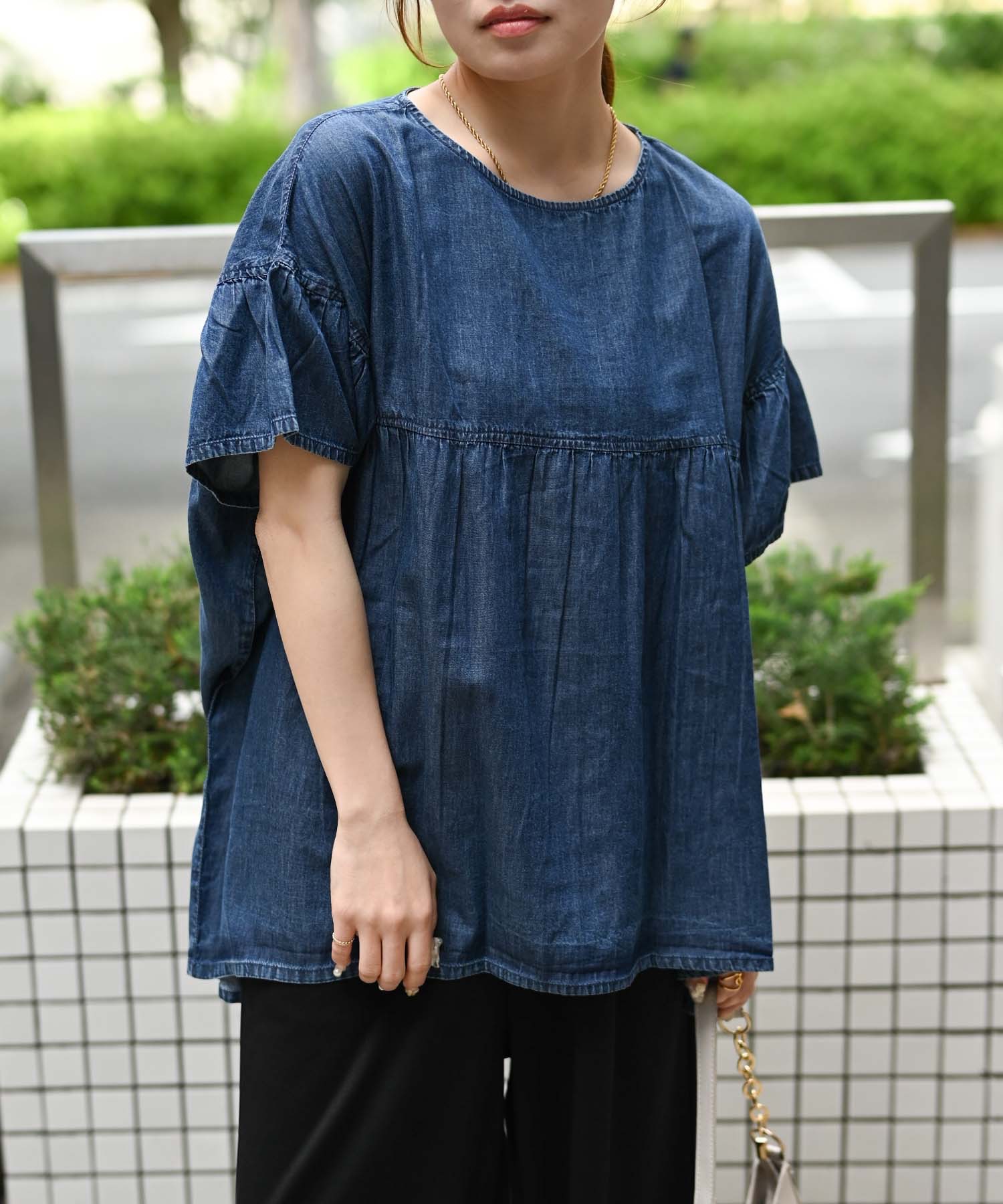 ネイビー