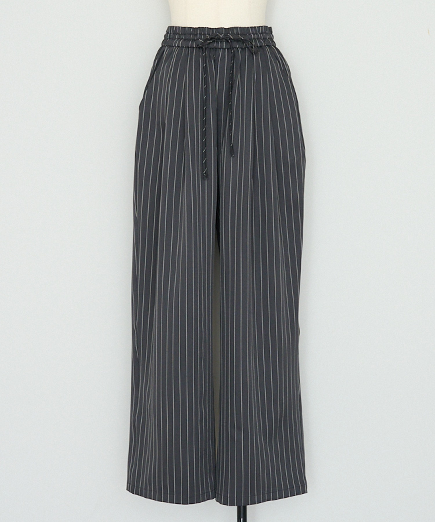 CHARCOAL-GRAY