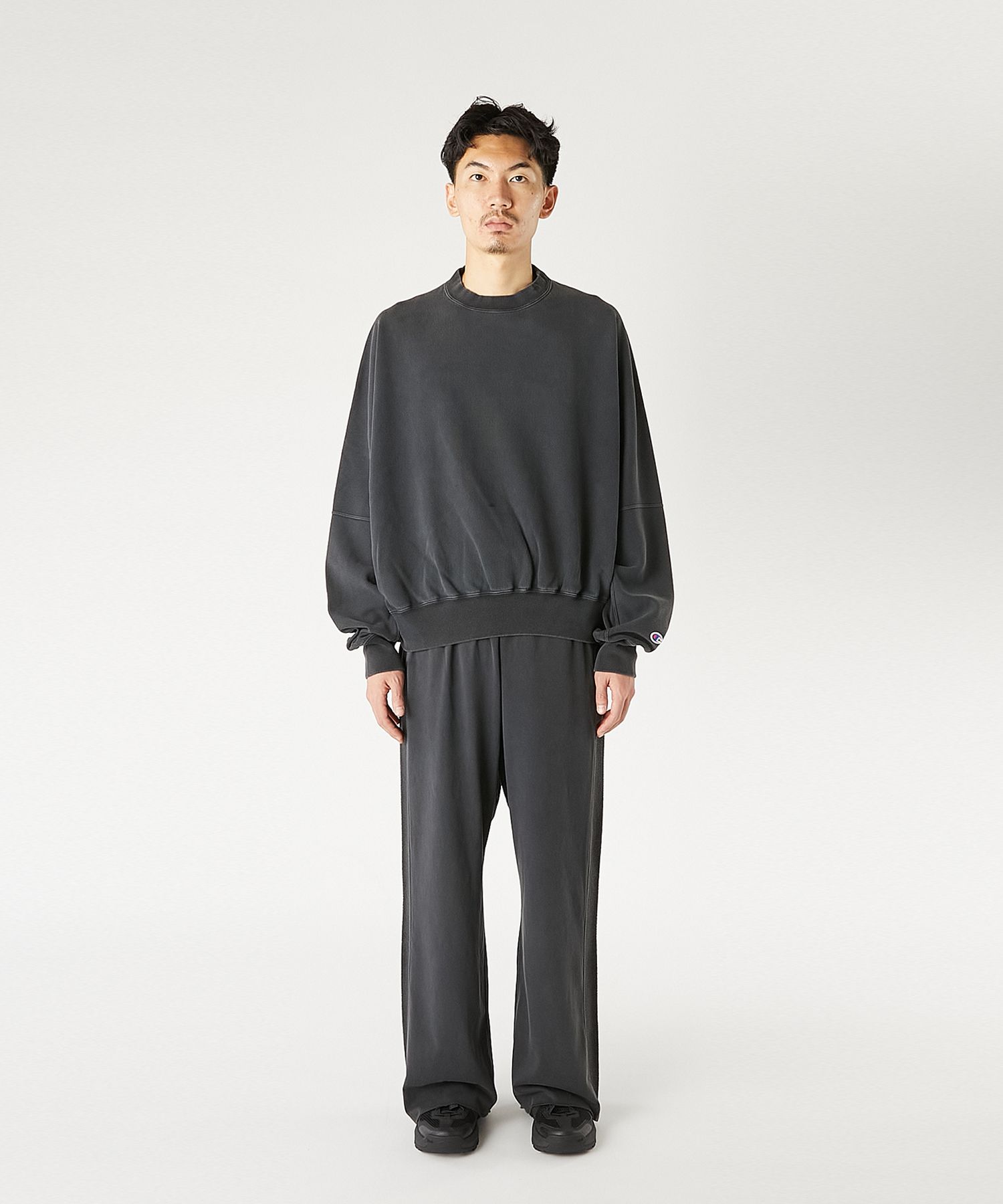 N.HOOLYWOOD × Champion / REVERSIBLE CREW NECK SWEATSHIRT LIMITED