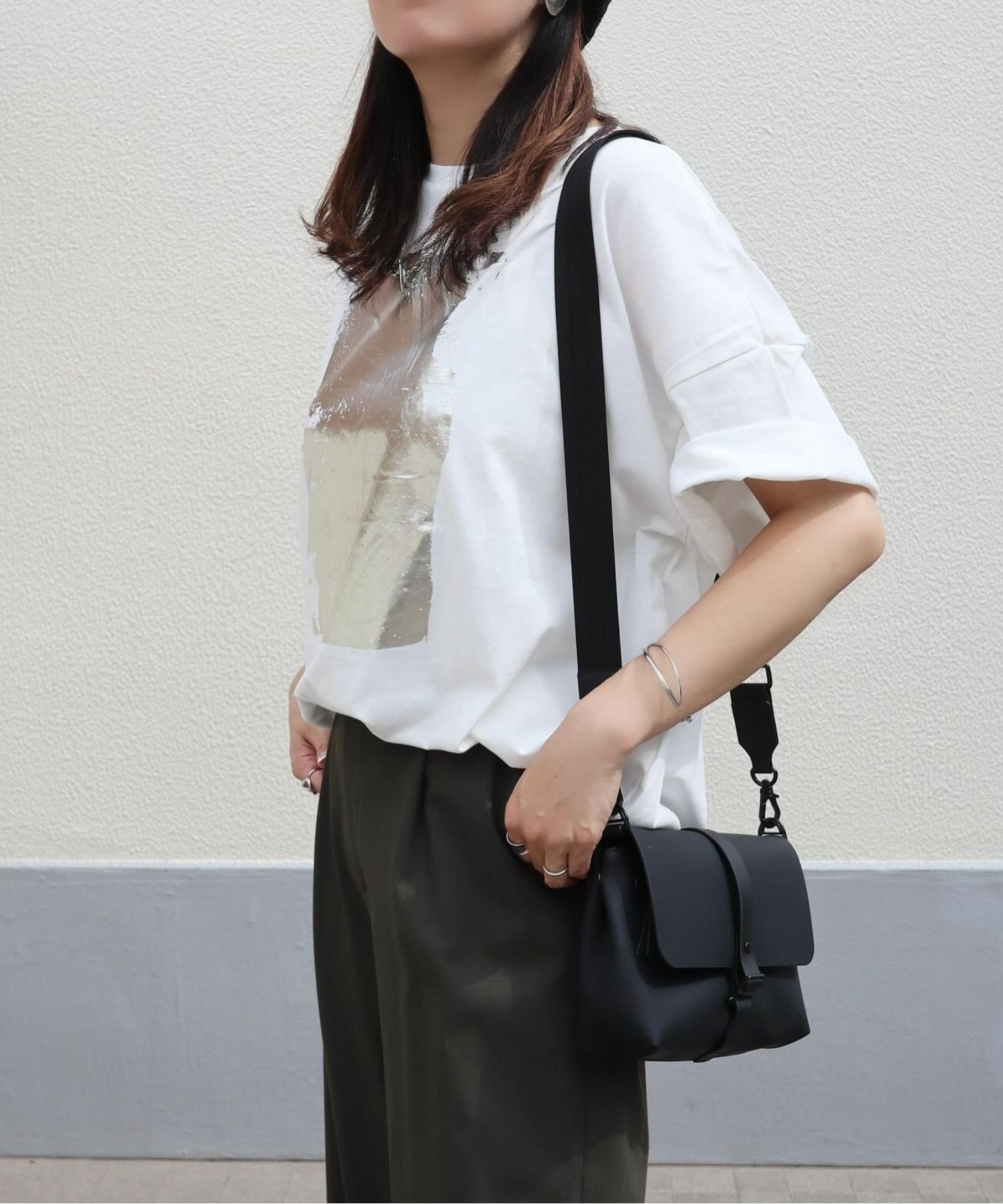 model：H164 着用サイズ：FREE