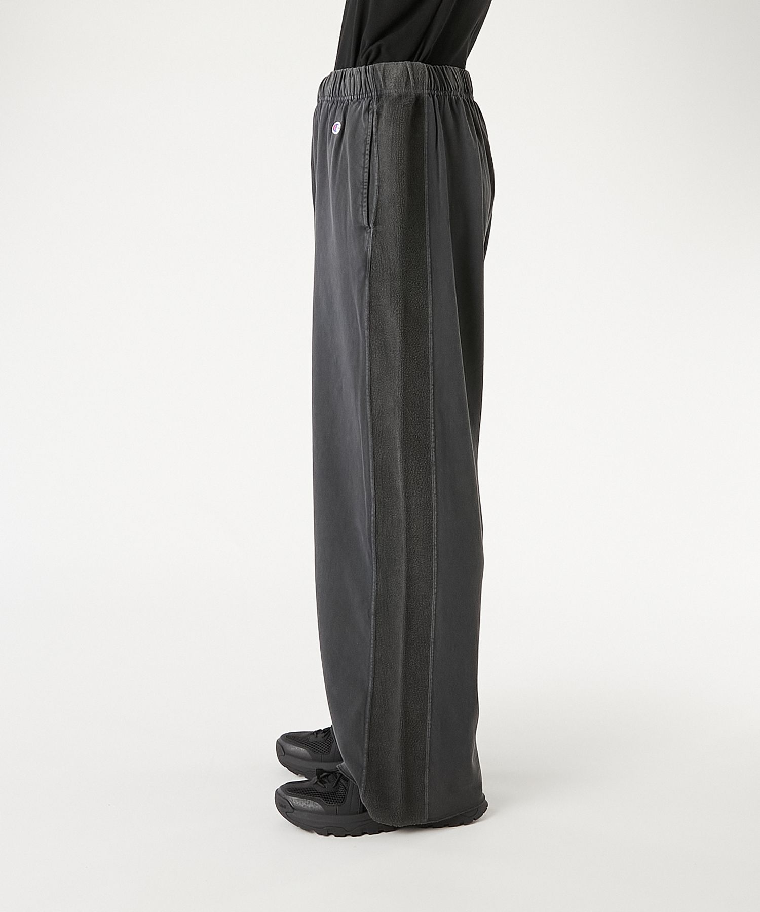 N.HOOLYWOOD × Champion / SWEATPANTS LIMITED│N-HOOLYWOOD.COM