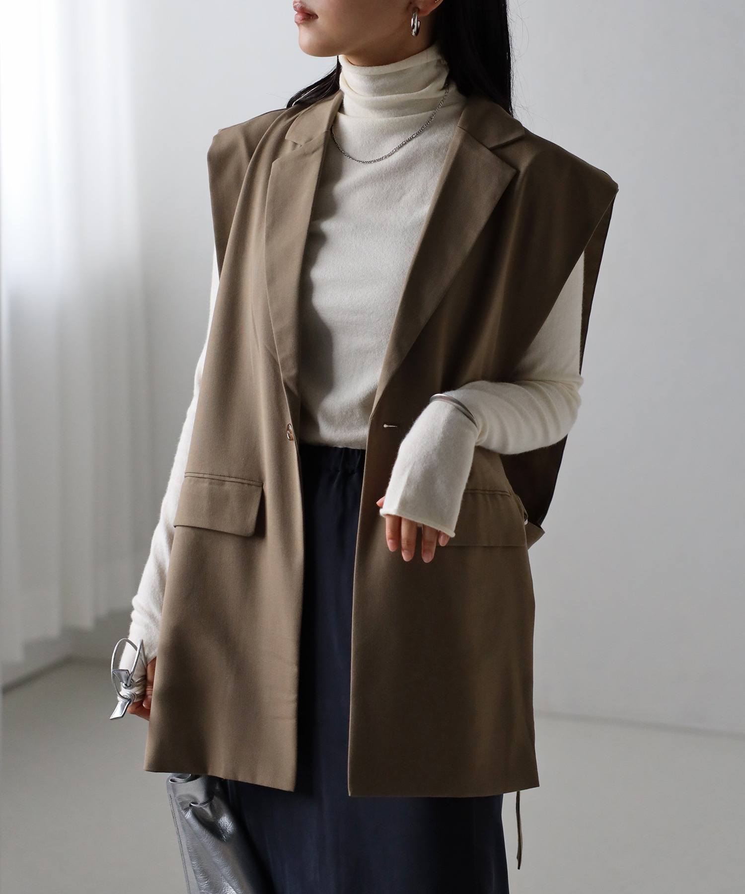 model：H158 着用サイズ：M