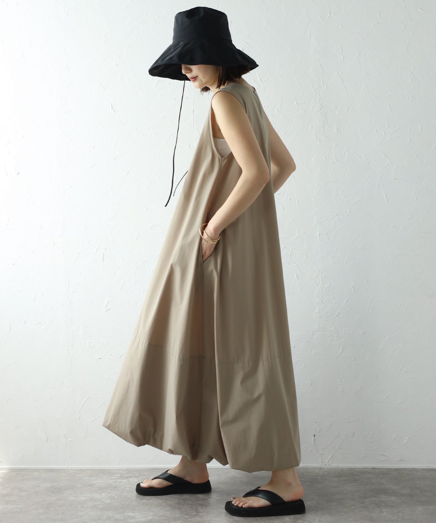 model：H158 着用サイズ：FREE