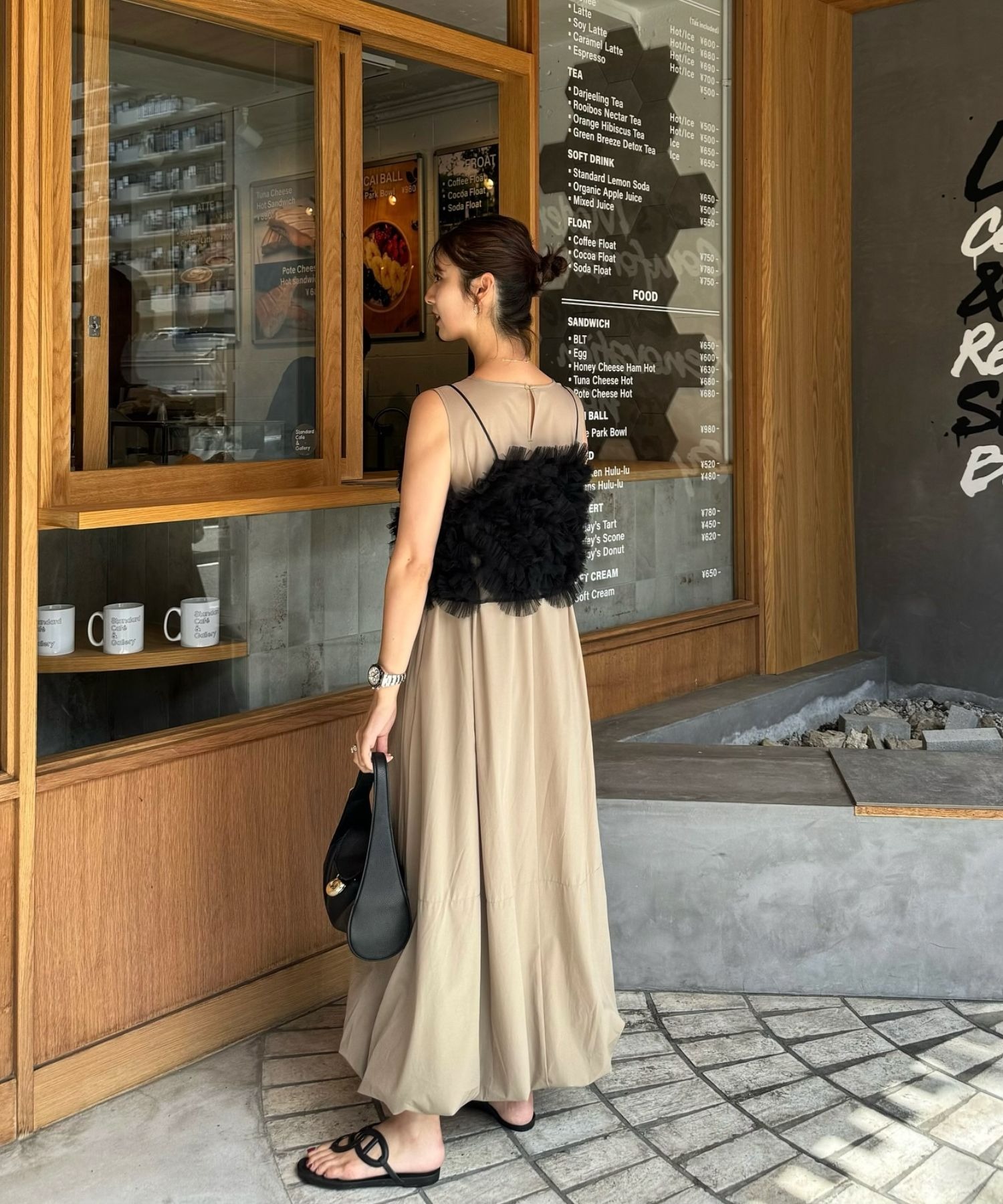 model：H163 着用サイズ：FREE カラー：BEIGE