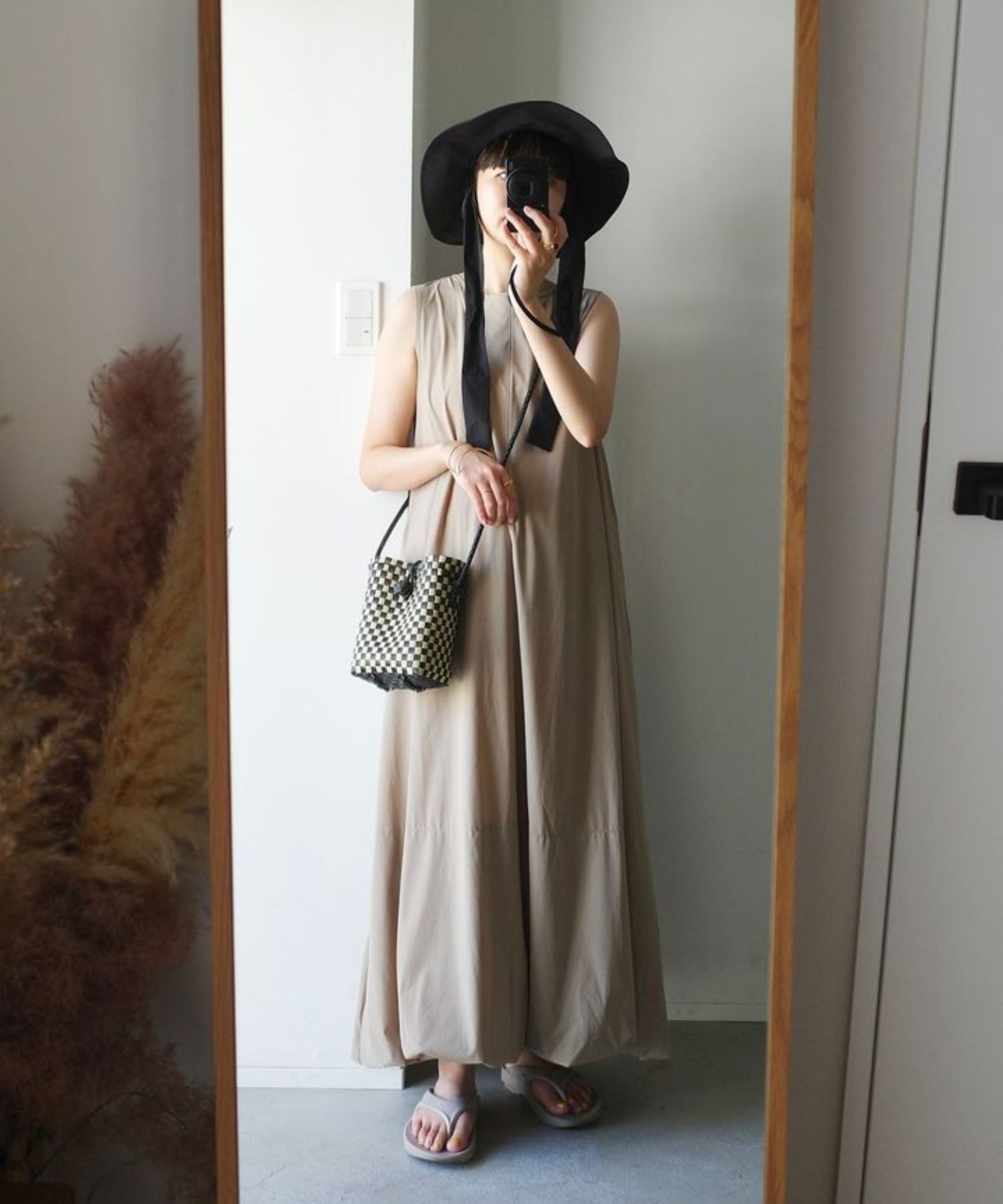 model：H158 着用サイズ：FREE カラー：BEIGE