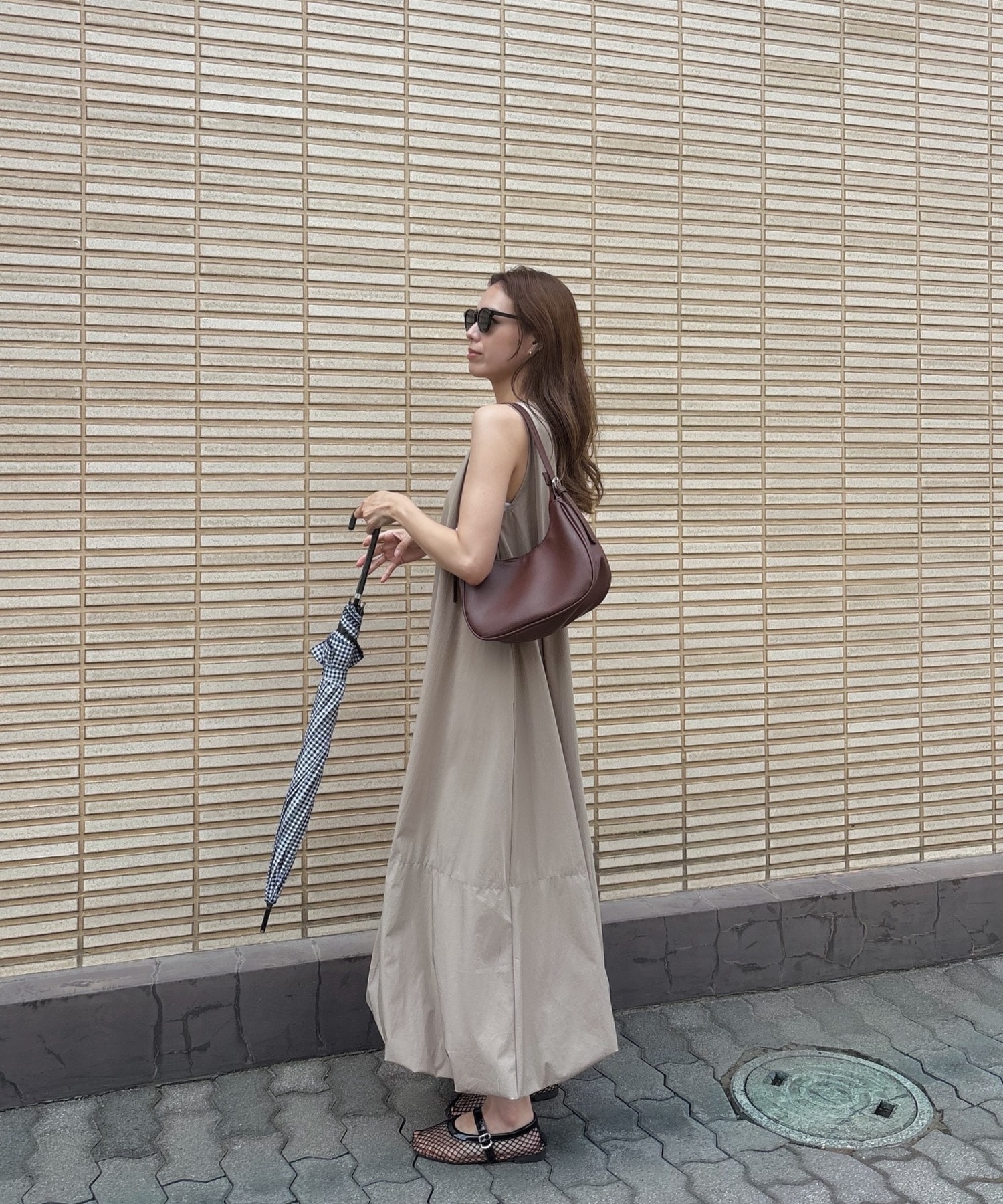model：H165 着用サイズ：FREE カラー：BEIGE