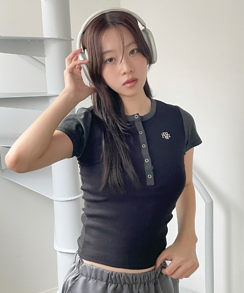tシャツ A'GEM/9 × .kom 「muah muah/ムーアムーア」Semi-open logo short sleeve t-shirt / A'GEM/9 × .kom 『muah muah/ムーアムーア』Semi-open logo
