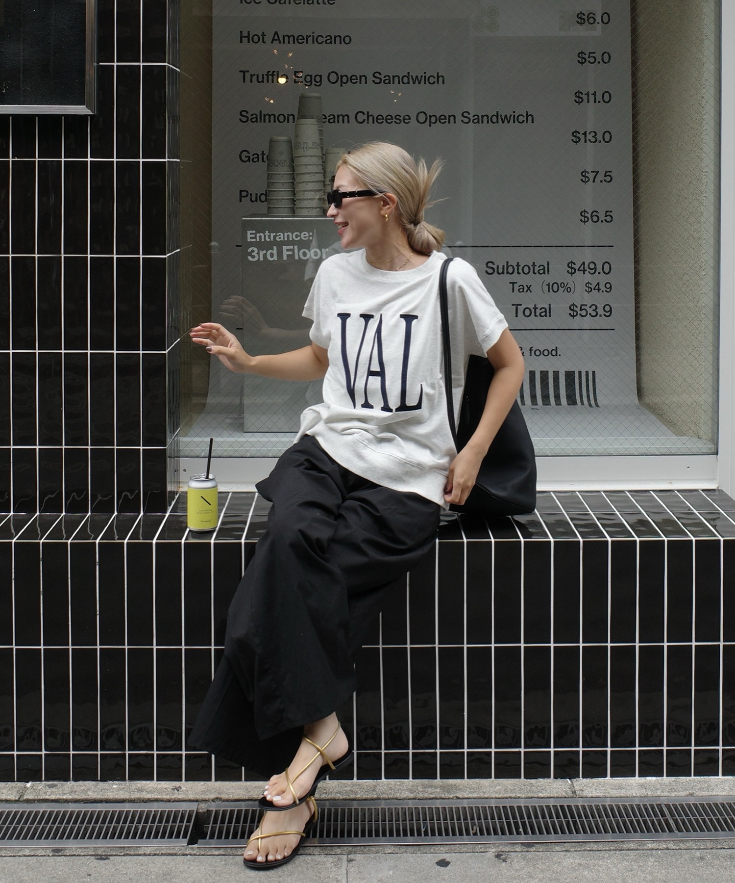 model：H163 着用サイズ：FREE