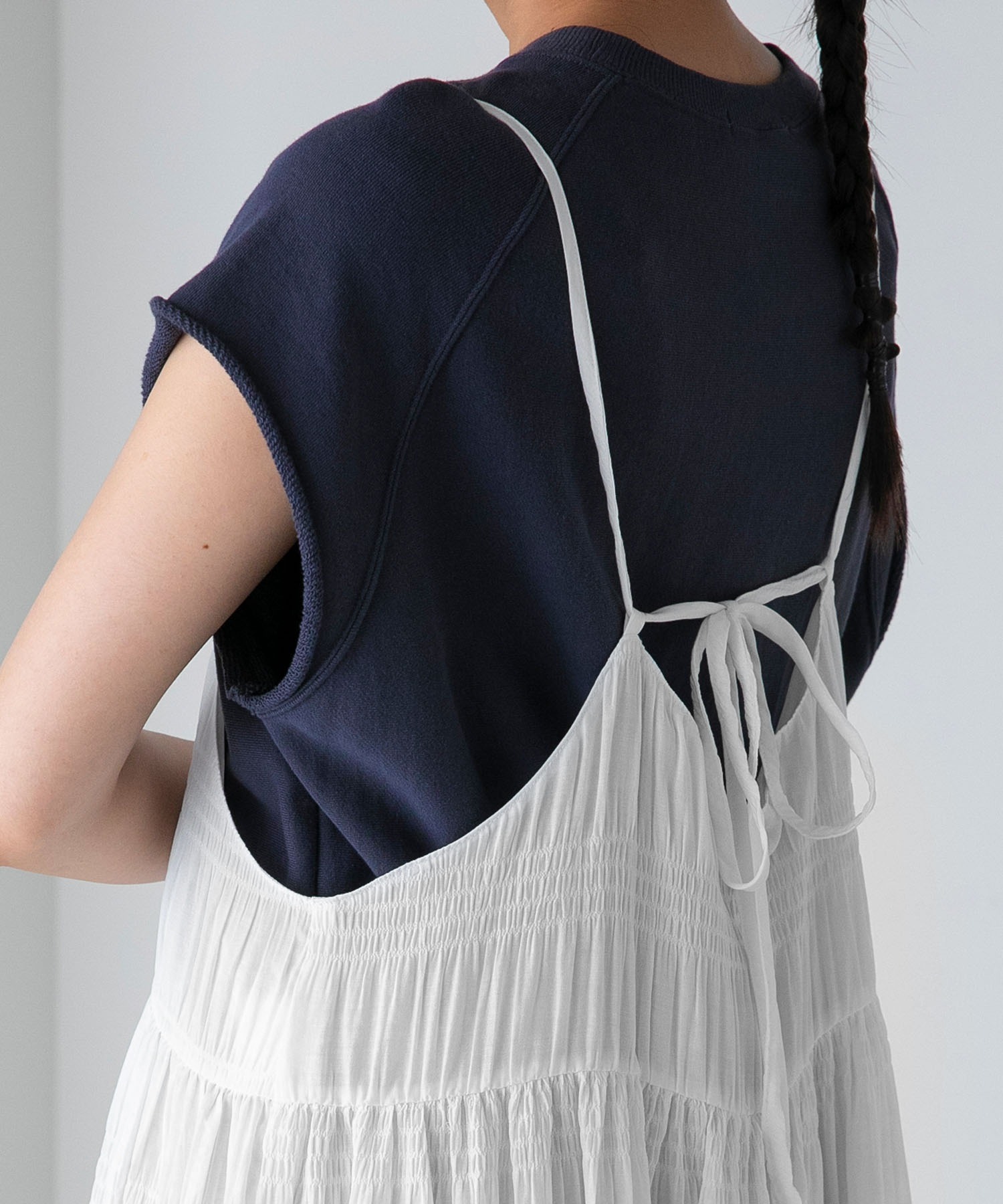 ドルチェアンドガッバーナレースシルクフリルティアード膝丈ワンピース¥370000 ドルチェアンドガッバーナレースシルクフリルティアード膝丈ワンピース