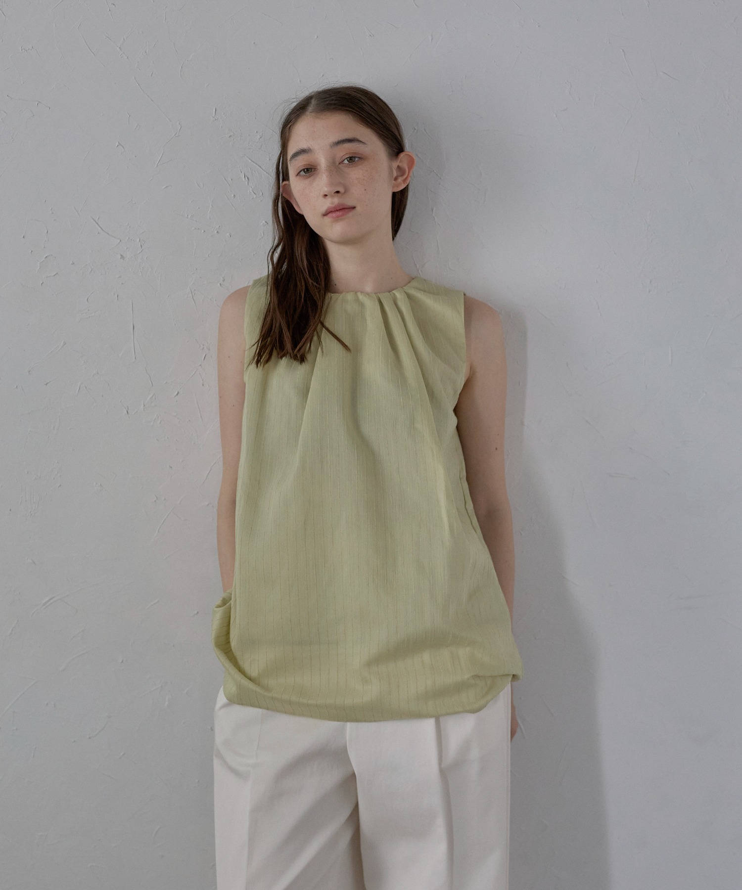 model：H164 着用サイズ：FREE
