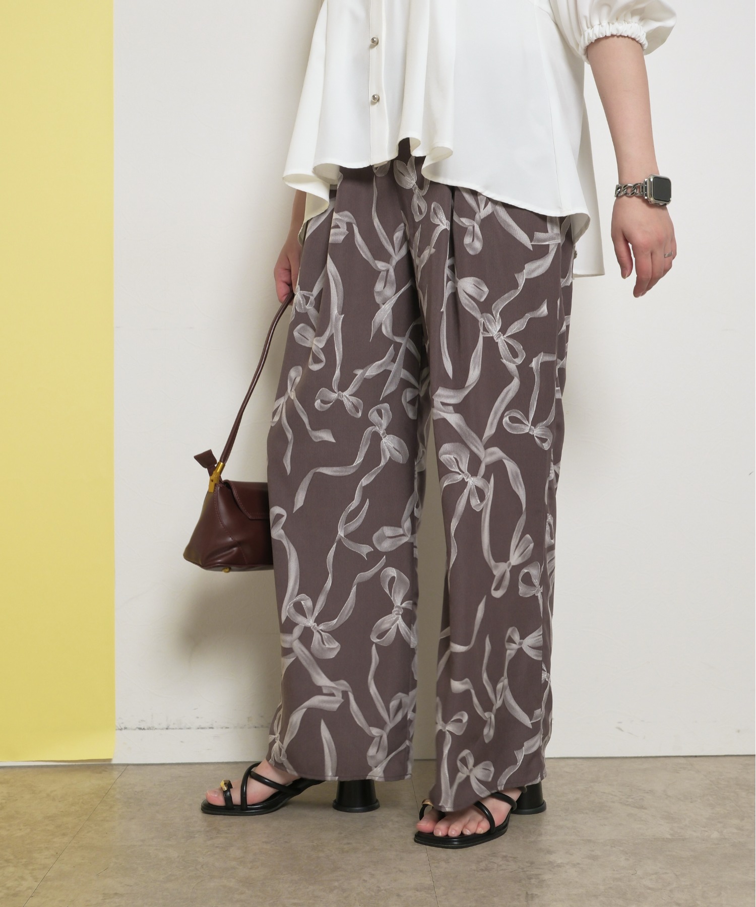リボン柄リラックスパンツ ワイドストレートシルエット タック Palm