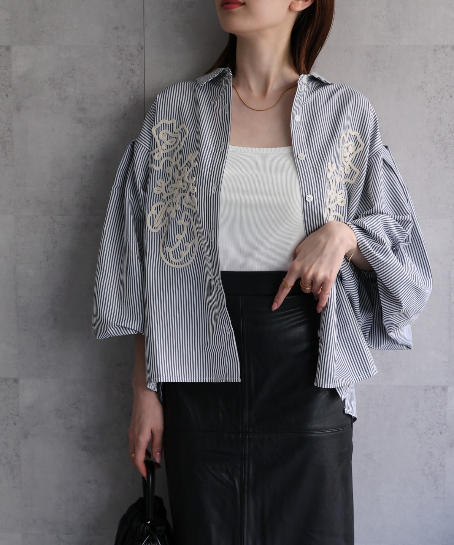 model：162cm 着用サイズ；F