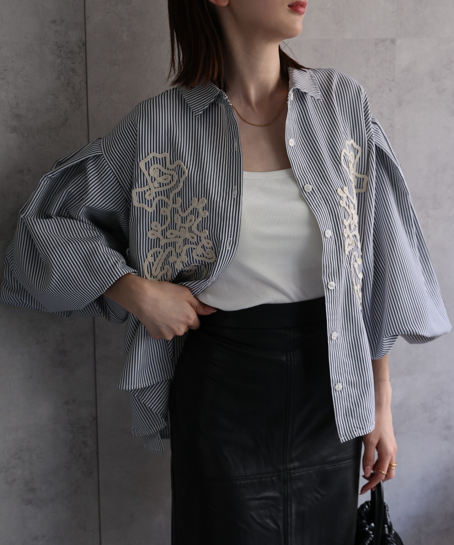 model：162cm 着用サイズ；F