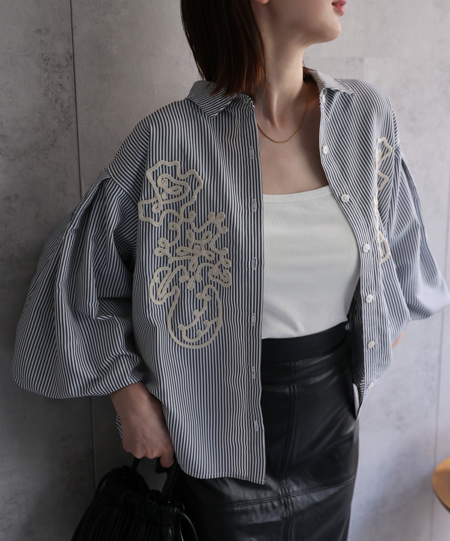 model：162cm 着用サイズ；F