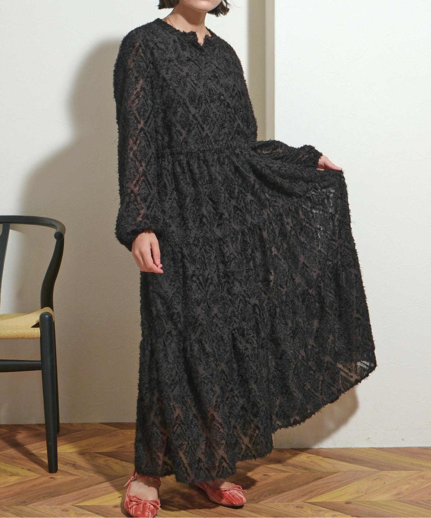 SALE!!BCBG MAXAZRIA ティアードレースロングワンピ―ス BCBG MAXAZRIA（ビーシービージーマックスアズリア）ロング丈