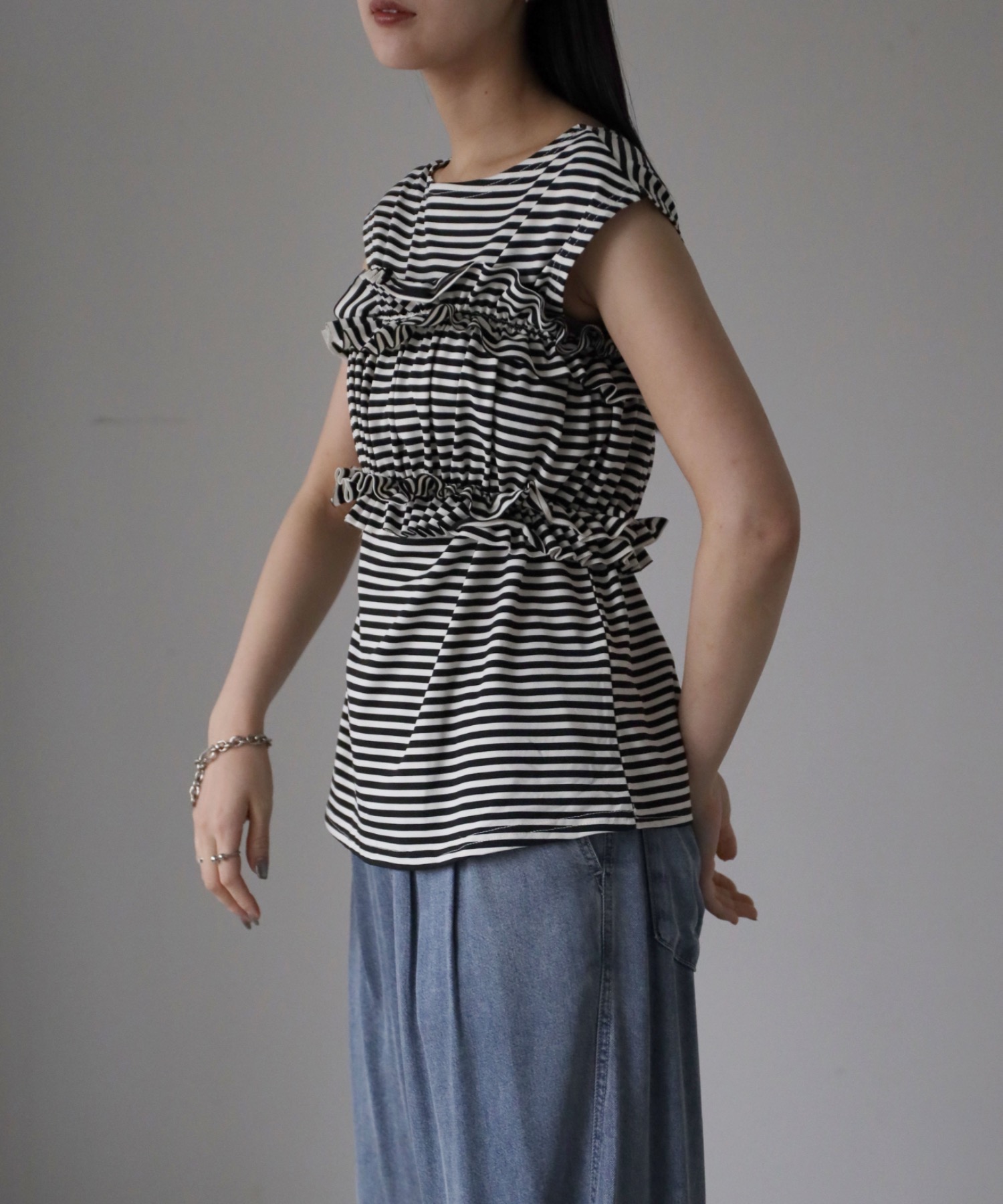 model164cm. 着用サイズ：FREE