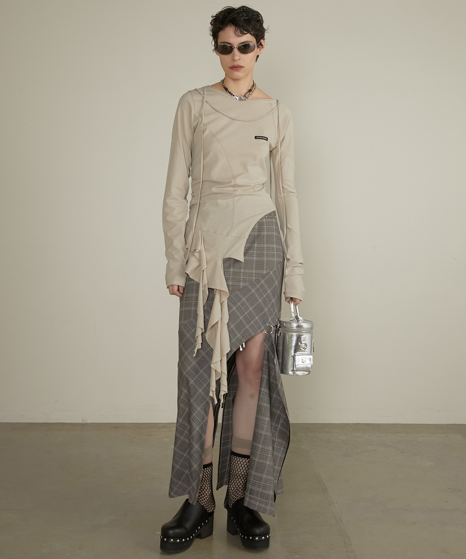 販売 ラッフルヘムアシメトップ / Ruffle Hem Asymmetric Top PRANK