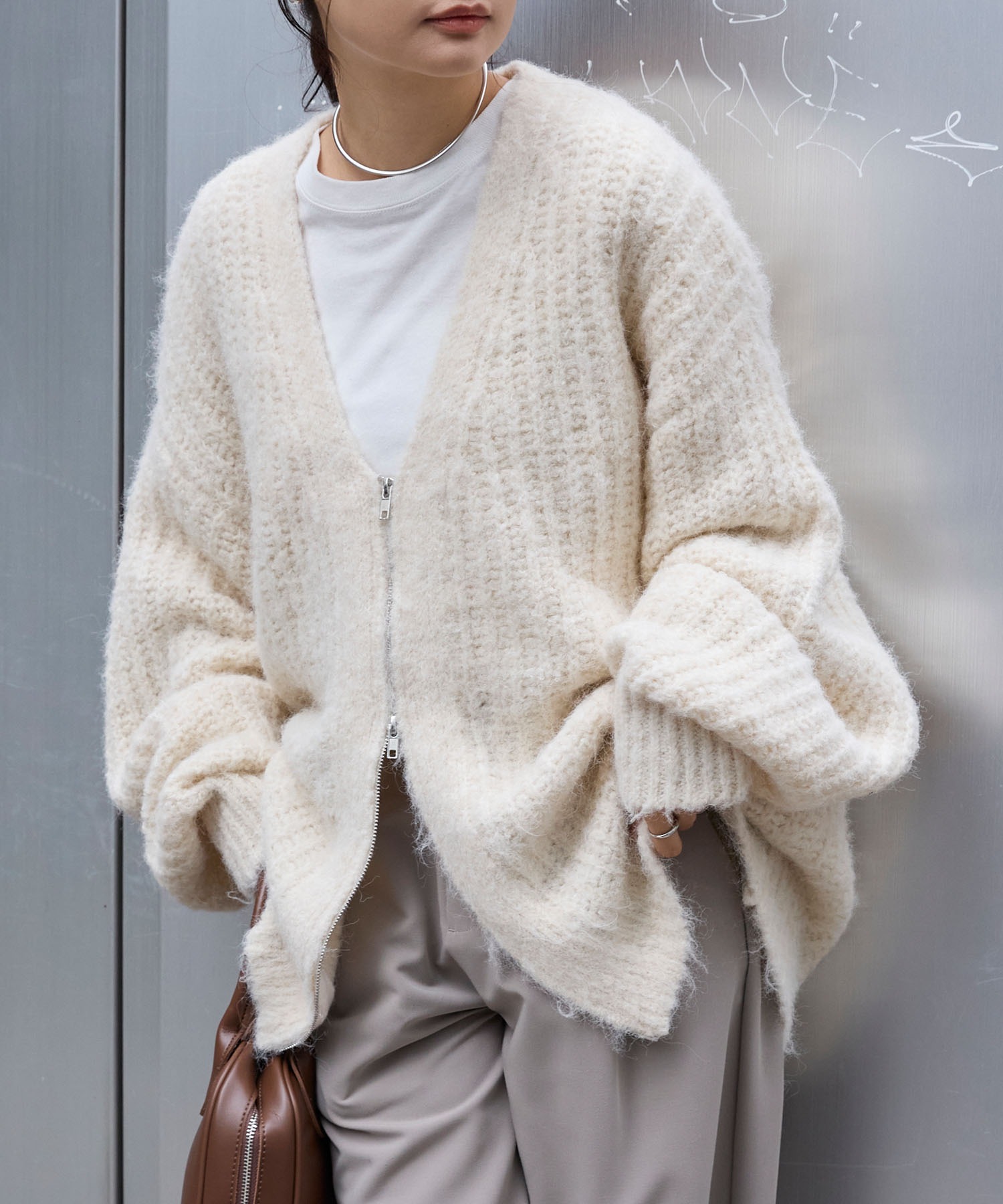 ダブルジップ ボリュームスリーブ 起毛Vネック オーバーサイズ