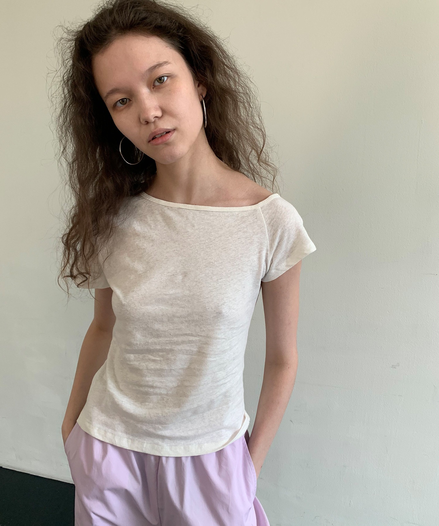 LONSLAN】 アシンメトリー オフショルダーTシャツ LONW25s040