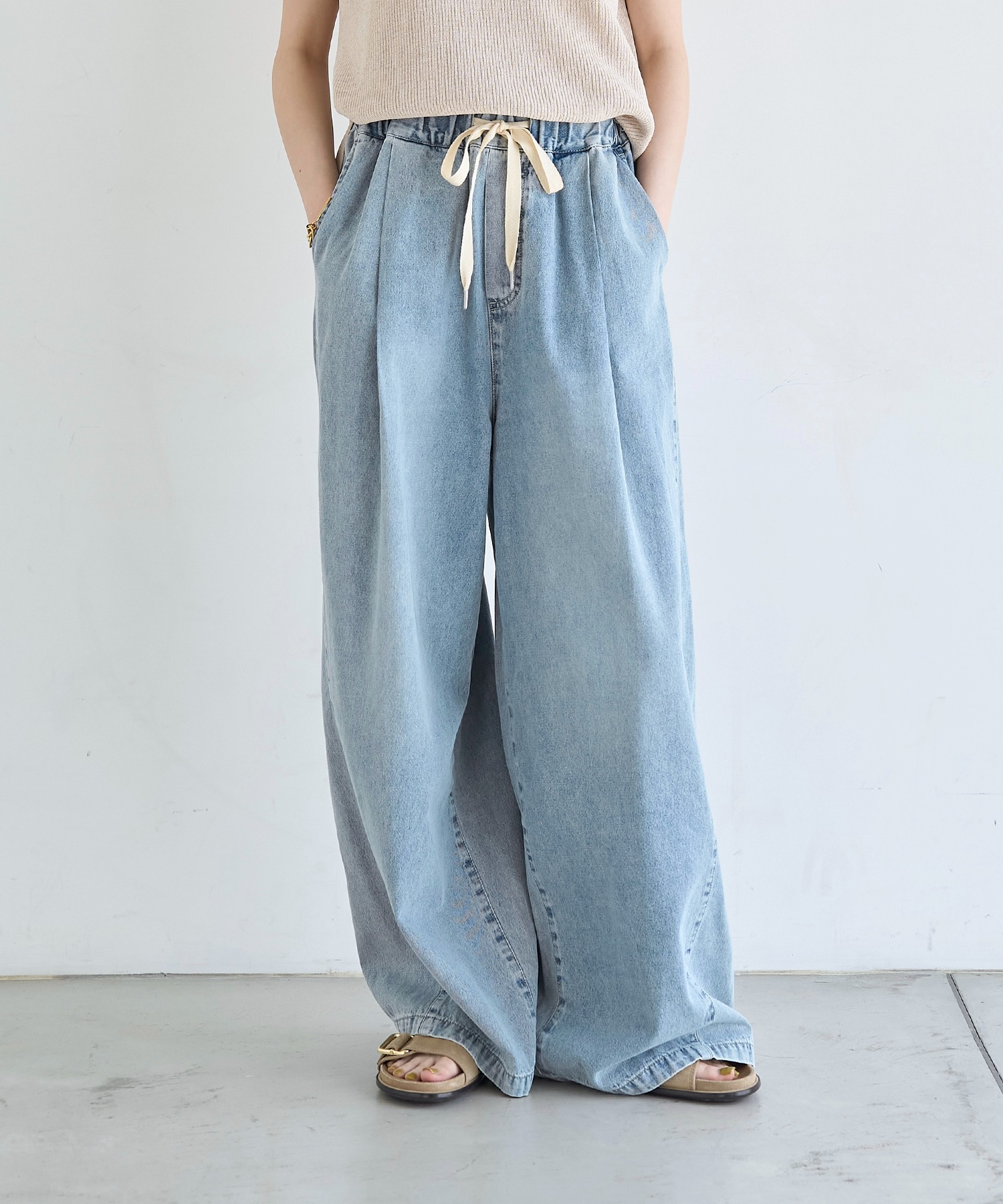 model：H166　着用サイズ：M