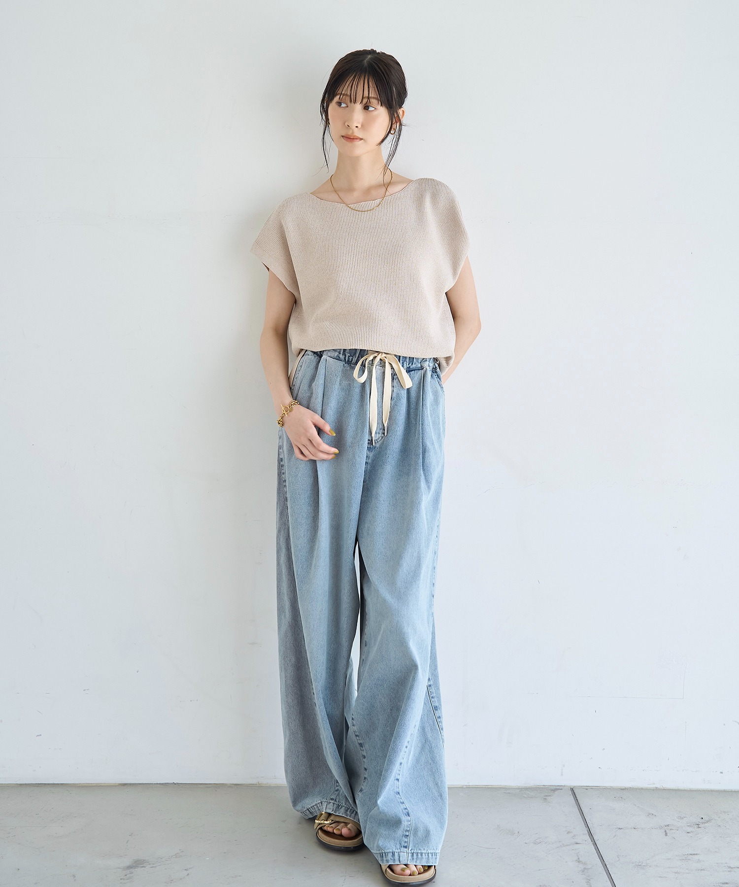 model：H166　着用サイズ：M