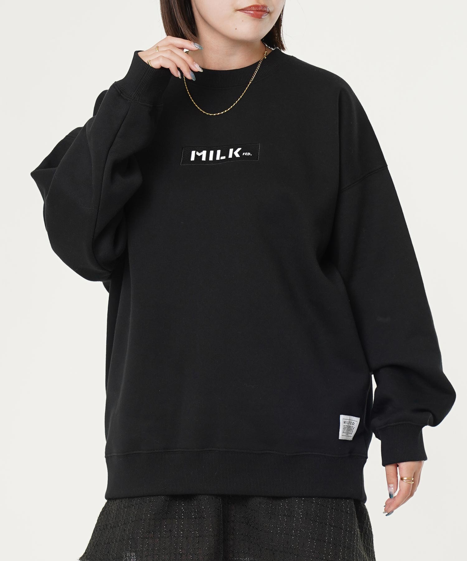 MILKFED.EMBROIDERED BAR BIG TOP SWEAT