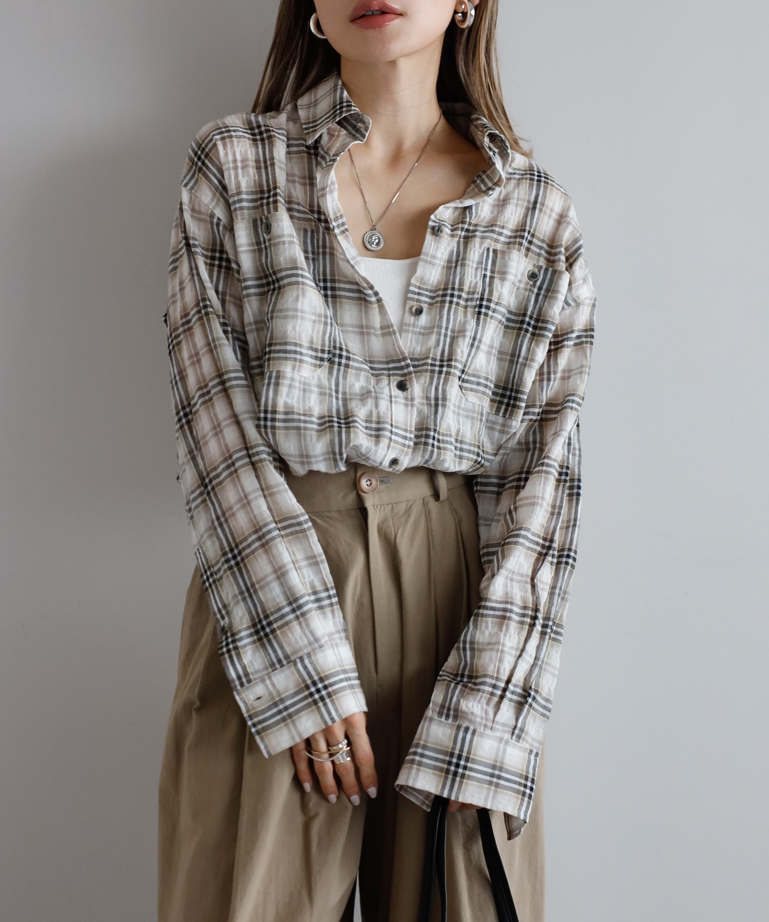 model：H165 着用サイズ：FREE