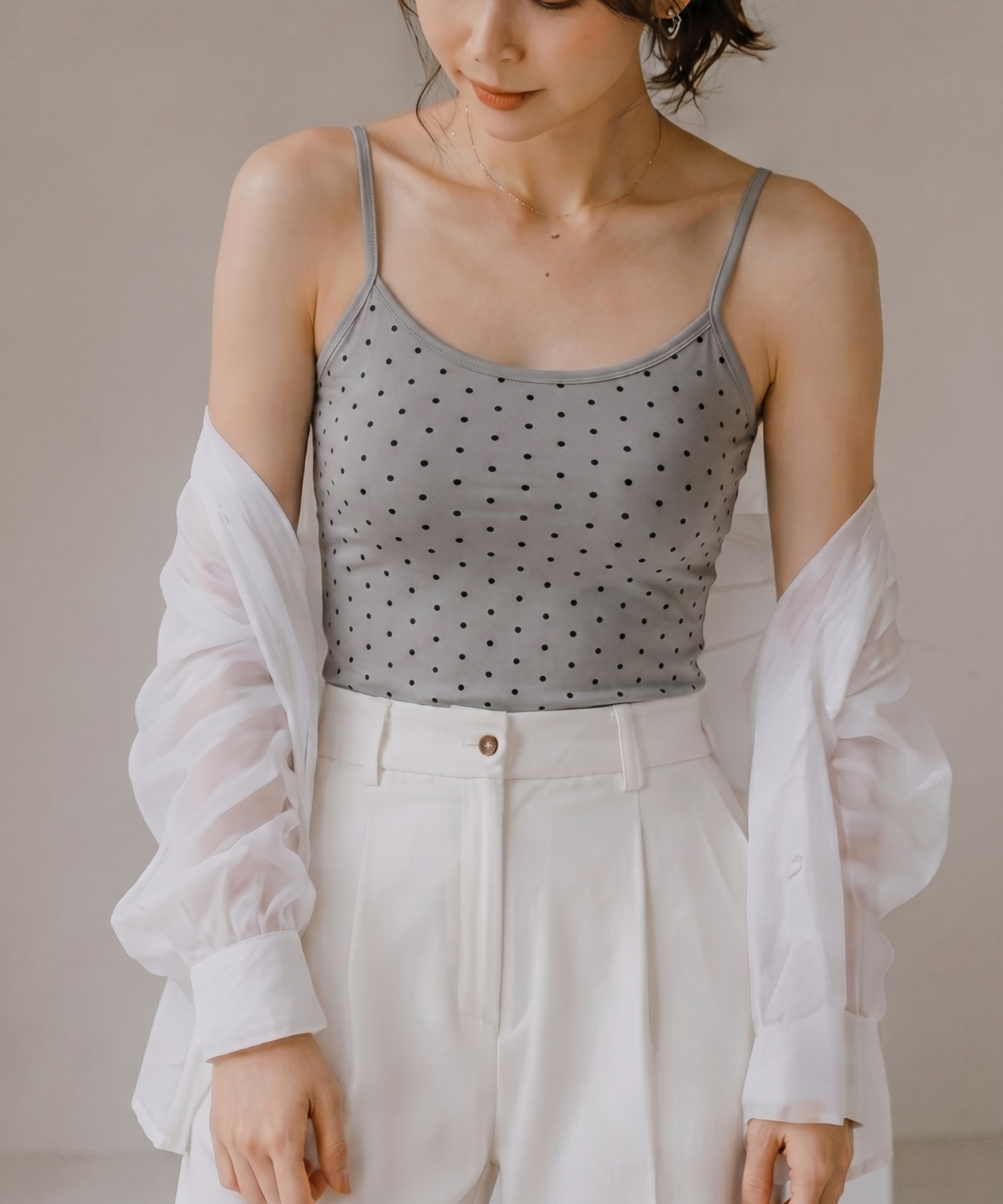 画像に生成AIを使用(モデル身長 163cm設定)実物と若干異なる場合がございますので詳細画像とあわせてご確認ください。