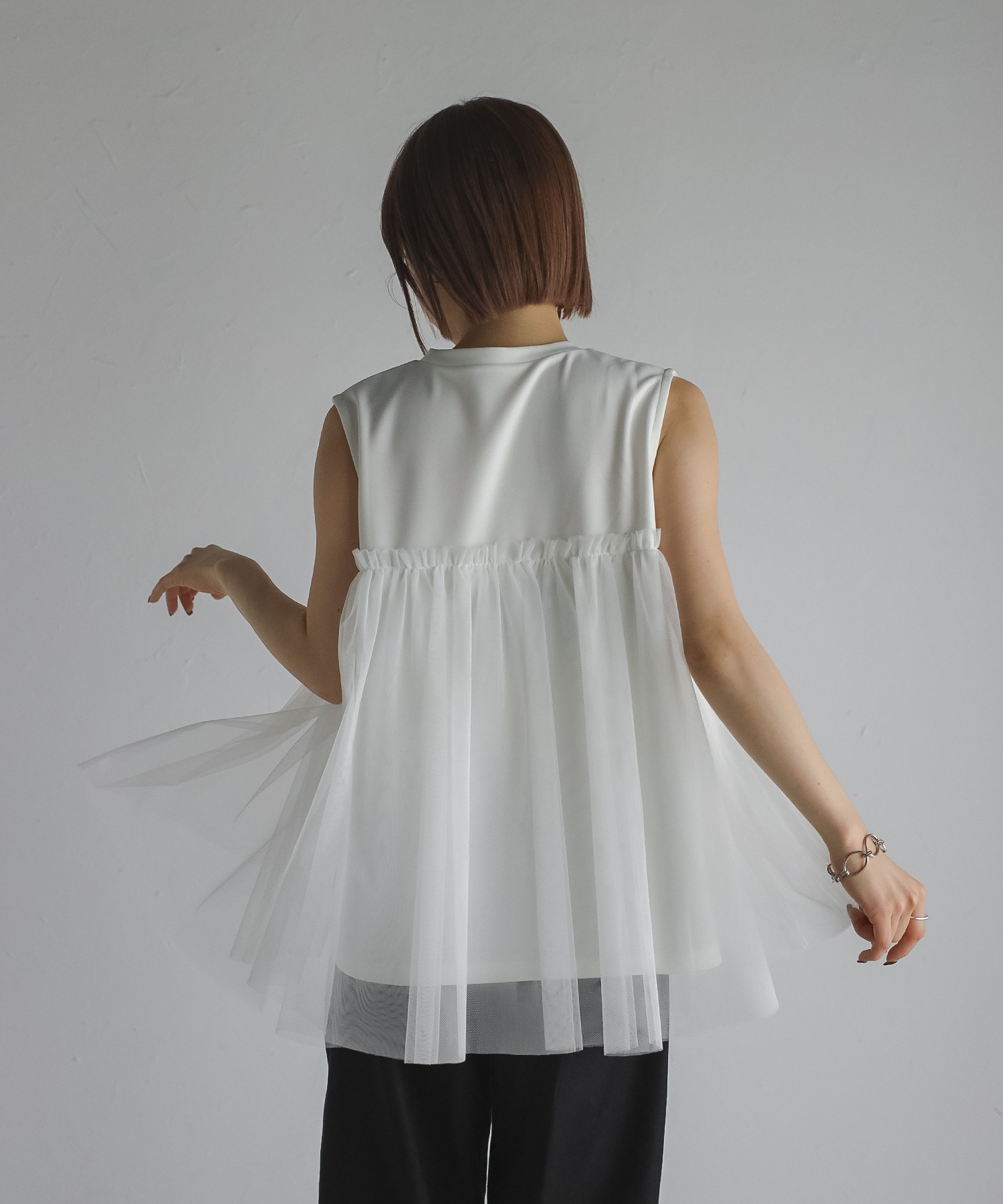 model：H164 着用サイズ：FREE