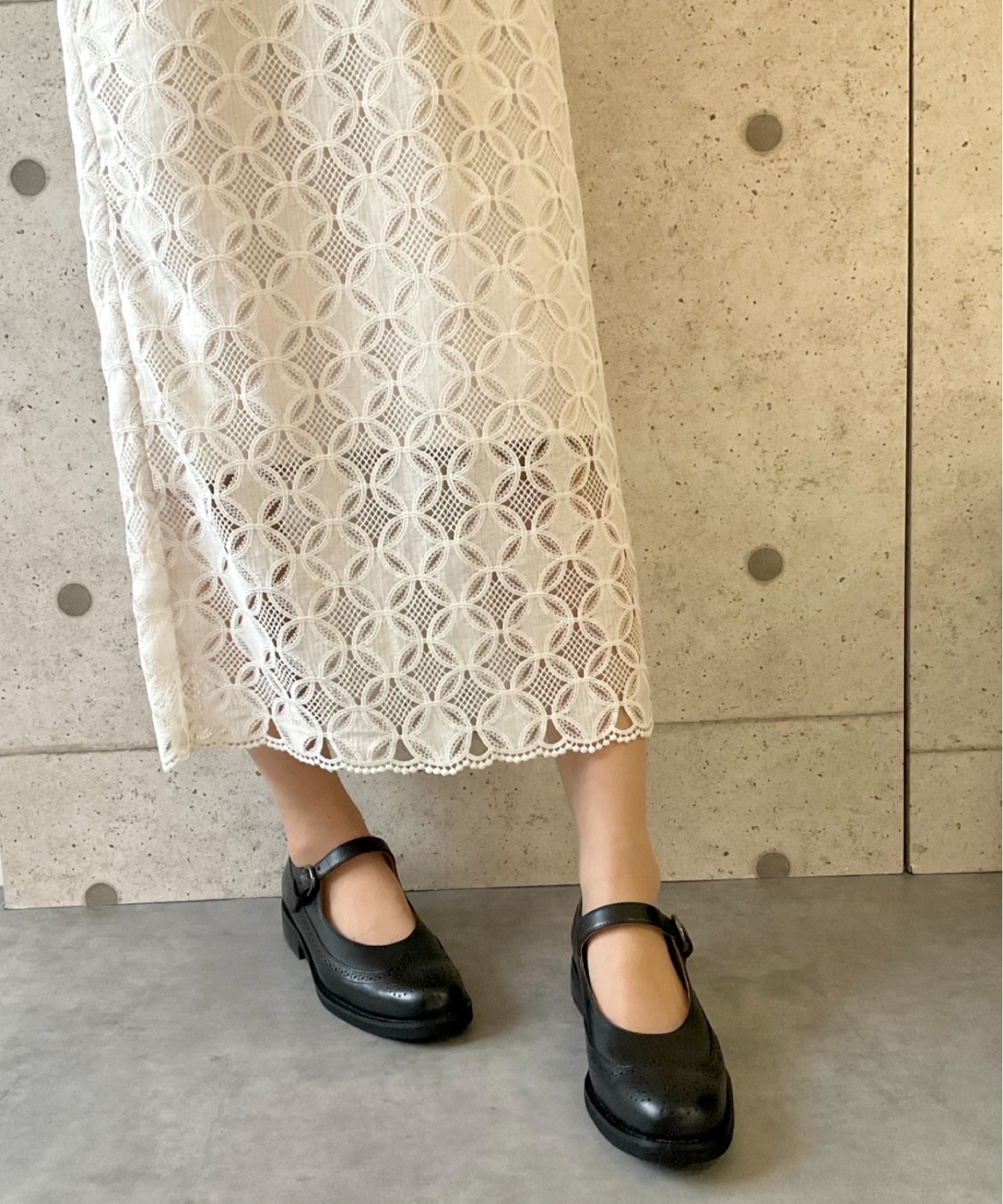 メリージェーンブローグシューズ 30 APOM│Jeffrey Campbell OFFICIAL