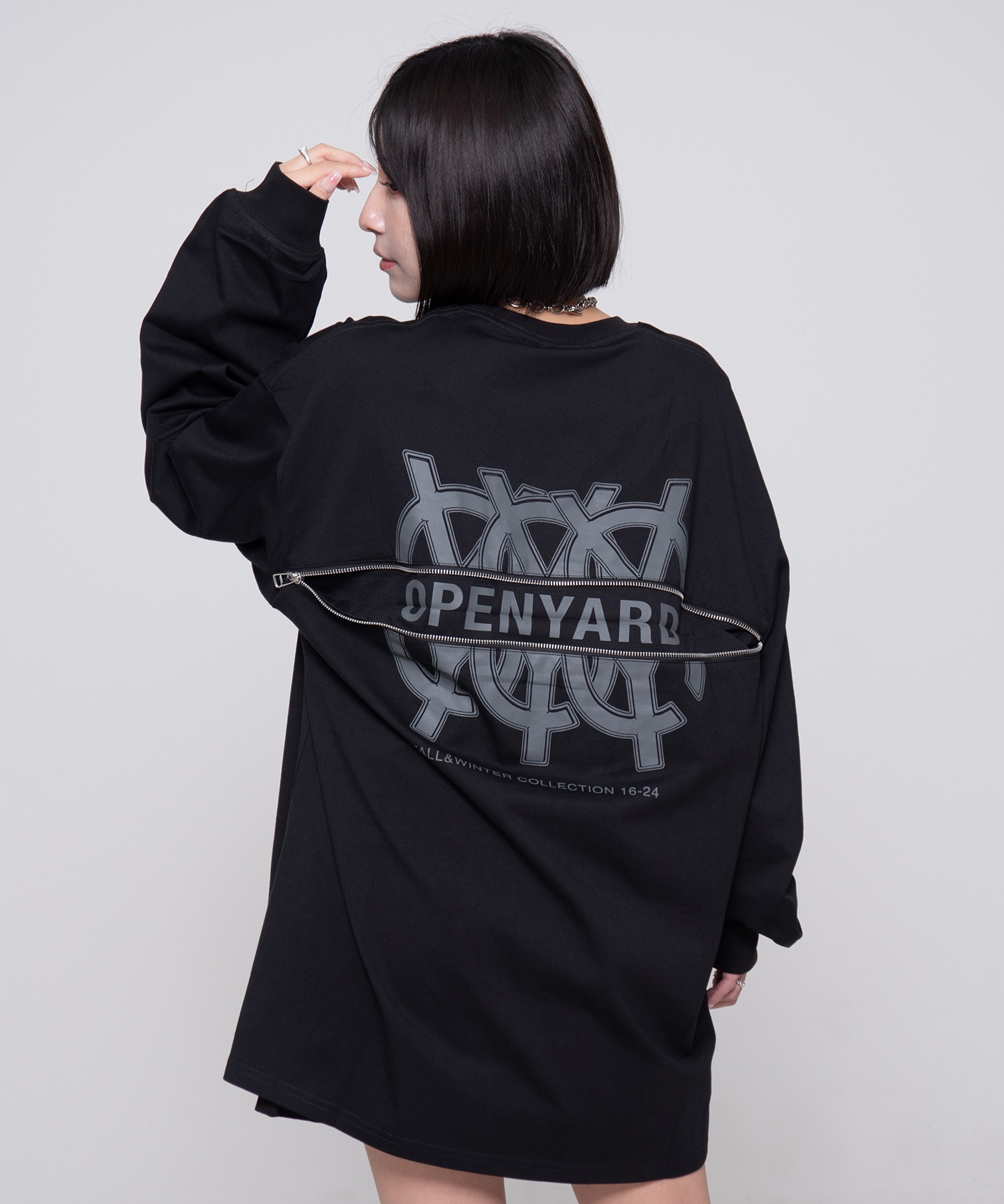 OY/オーワイ』 TRIPLE LOGO BACK ZIPPER LONG SLEEVE/トリプルロゴ 