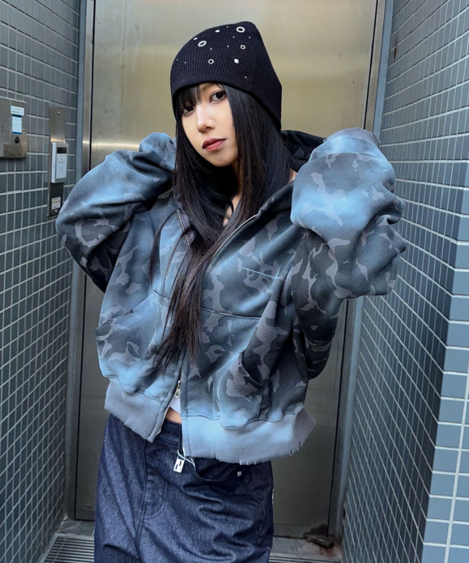 A'GEM/9 × .kom 『ARULE/アルール』TOTAL ANARCHY Cropped Zip Hoodie A'GEM/9 × .kom 『ARULE/アルール』TOTAL ANARCHY Cropped Zip Hoodie