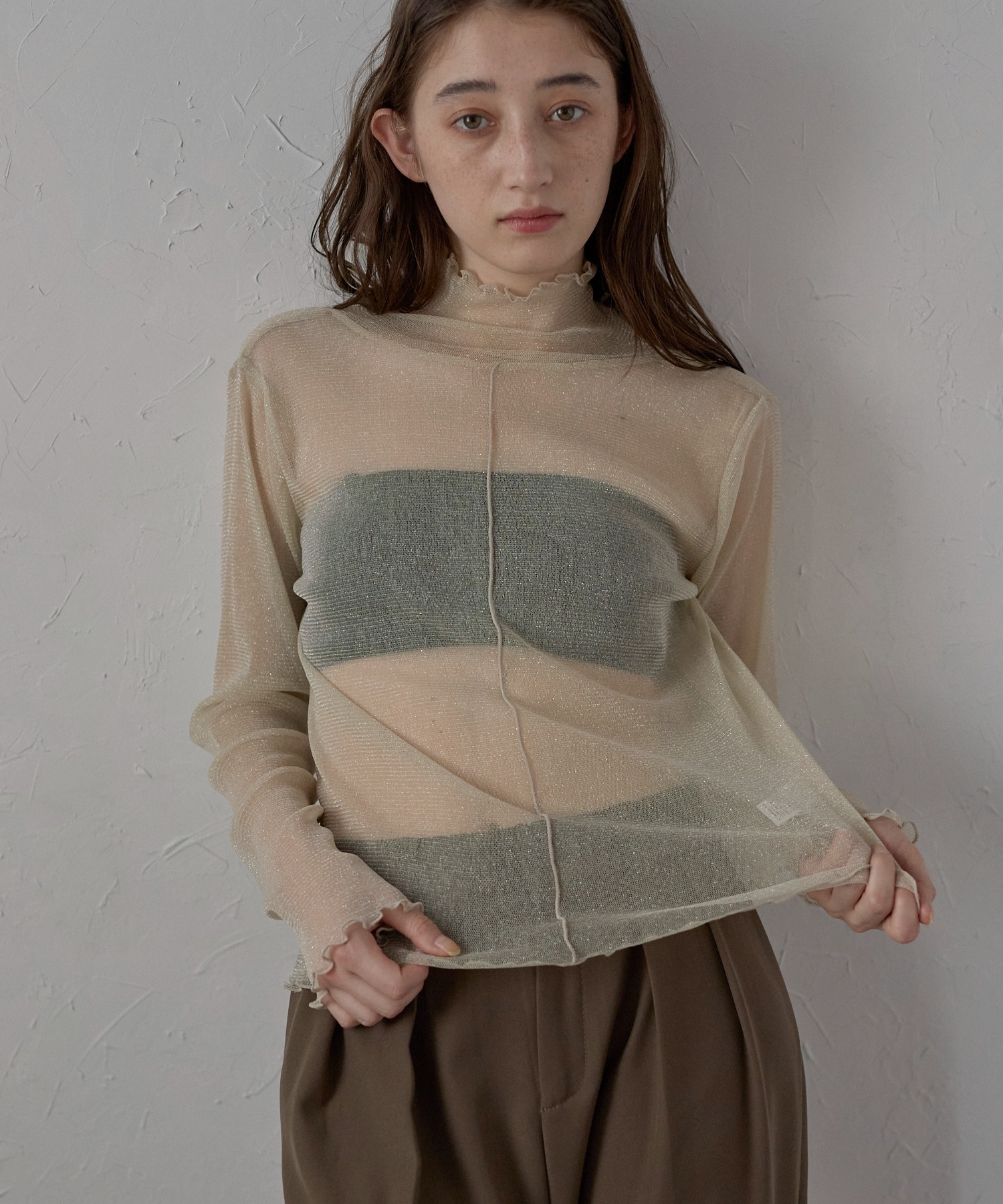 model：H164 着用サイズ：FREE