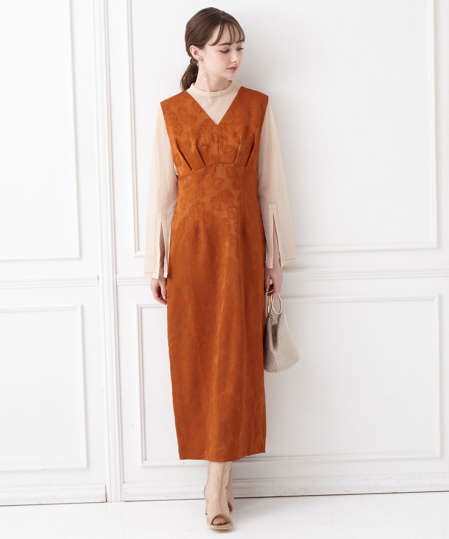 チュールブラウス付Vネックジャカードタイトパーティードレス 結婚式