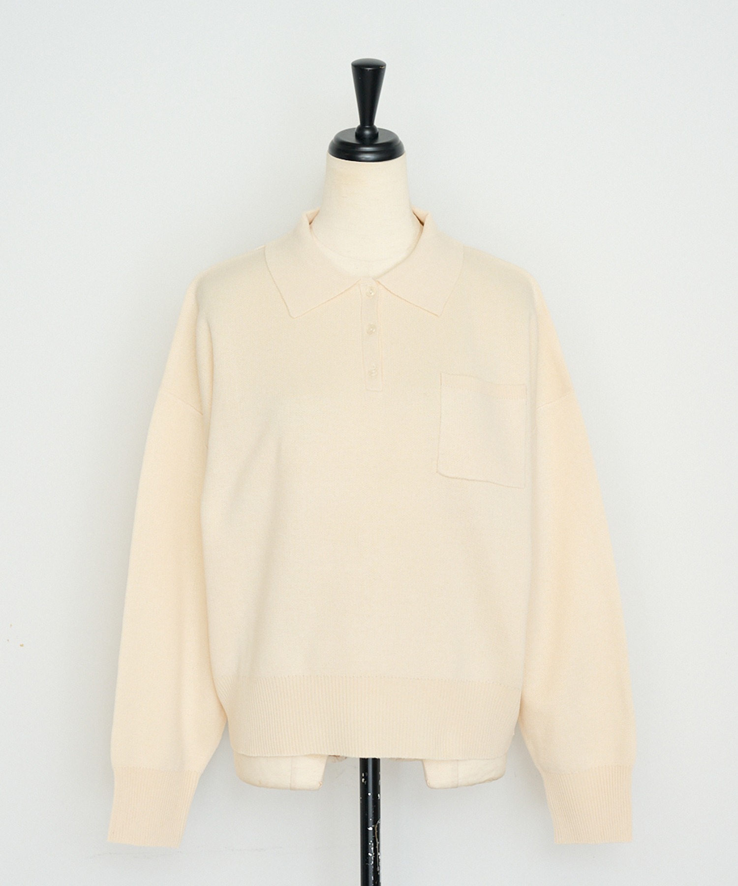 OFF-WHITE