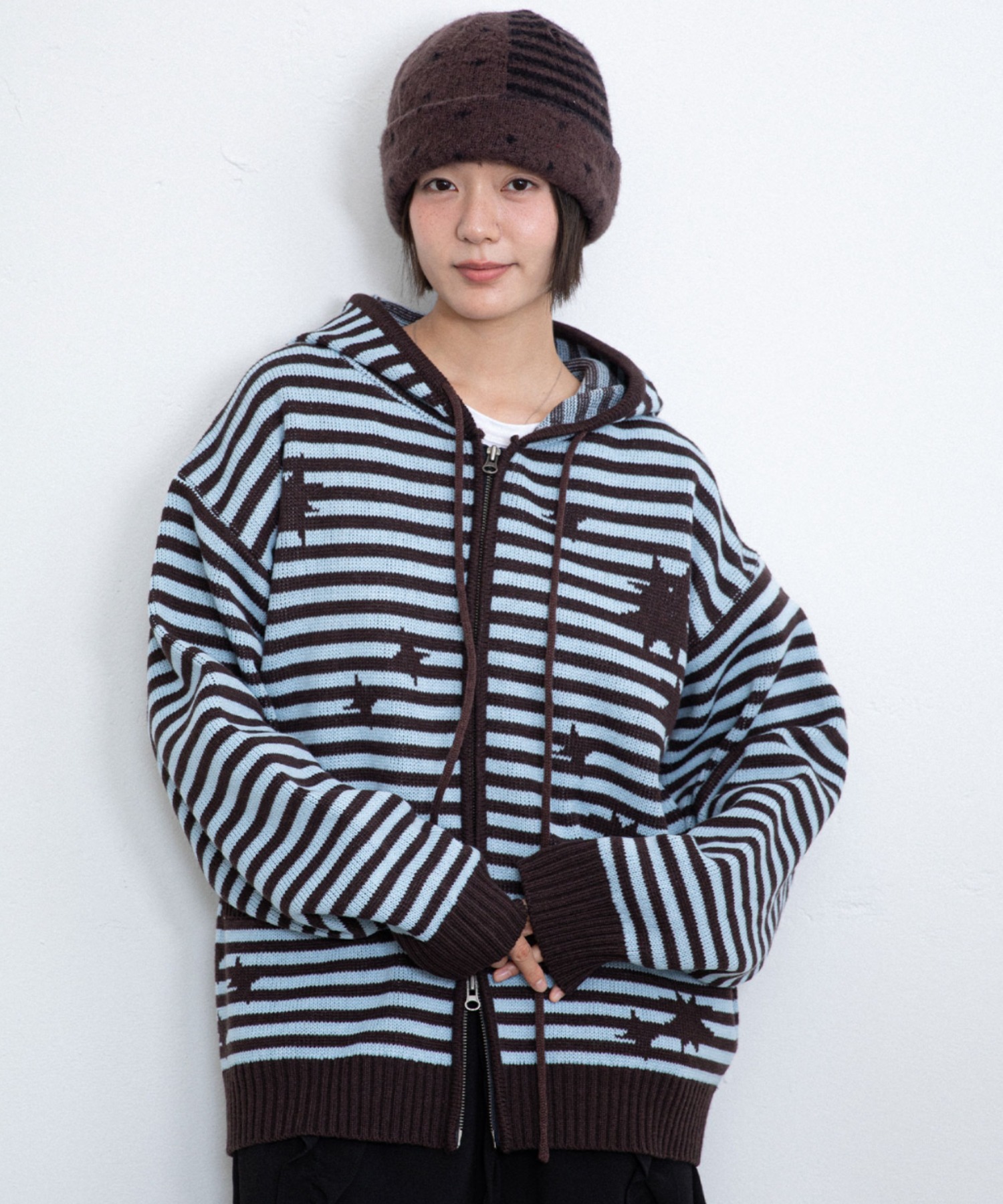 【韓国アイドル着用】1JINN STUDIO ストライプ猫耳パーカー 韓国アイドル着用】1JINN STUDIO ストライプ猫耳パーカー 韓国アイドル