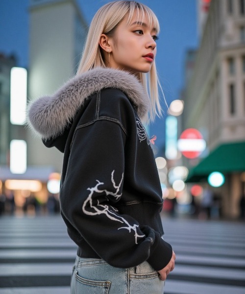 A'GEM/9 × .kom 『.kom/ドットケーオーエム』 /ファーフード付き