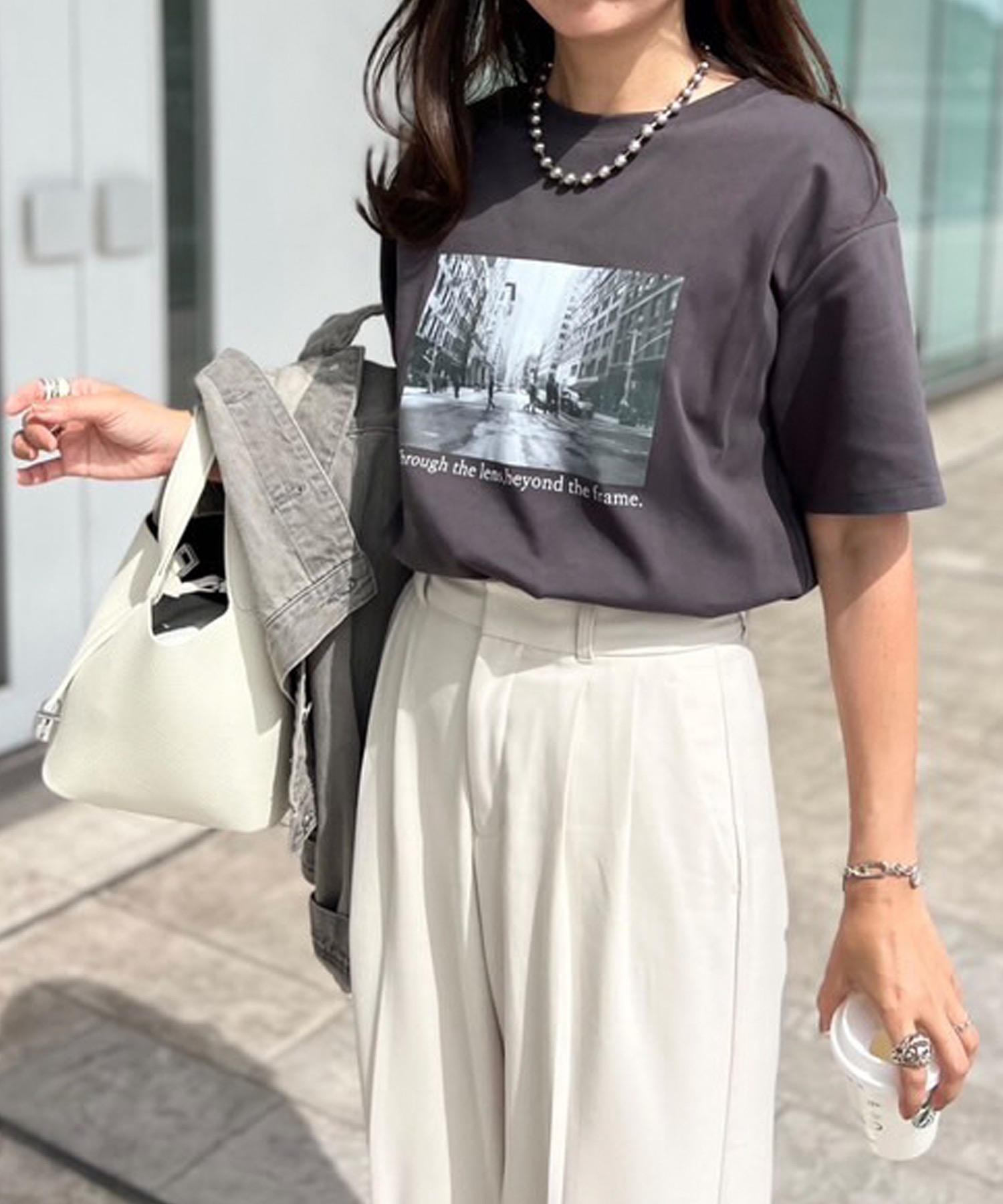 新色追加！】大人ロゴプリントTシャツ Emma Taylor│STYLEDOOR