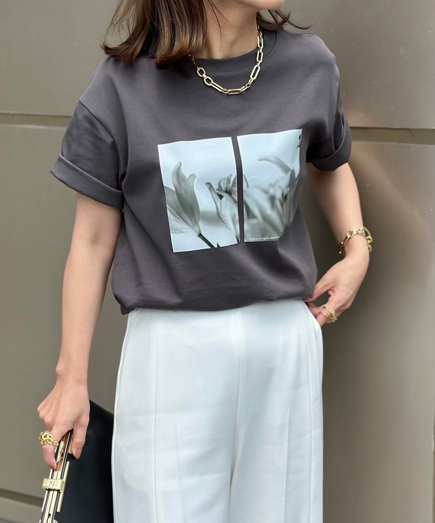 tシャツ 「新色追加！」大人ロゴプリントTシャツ レディース 新色追加！】大人ロゴプリントTシャツ Emma Taylor│STYLEDOOR