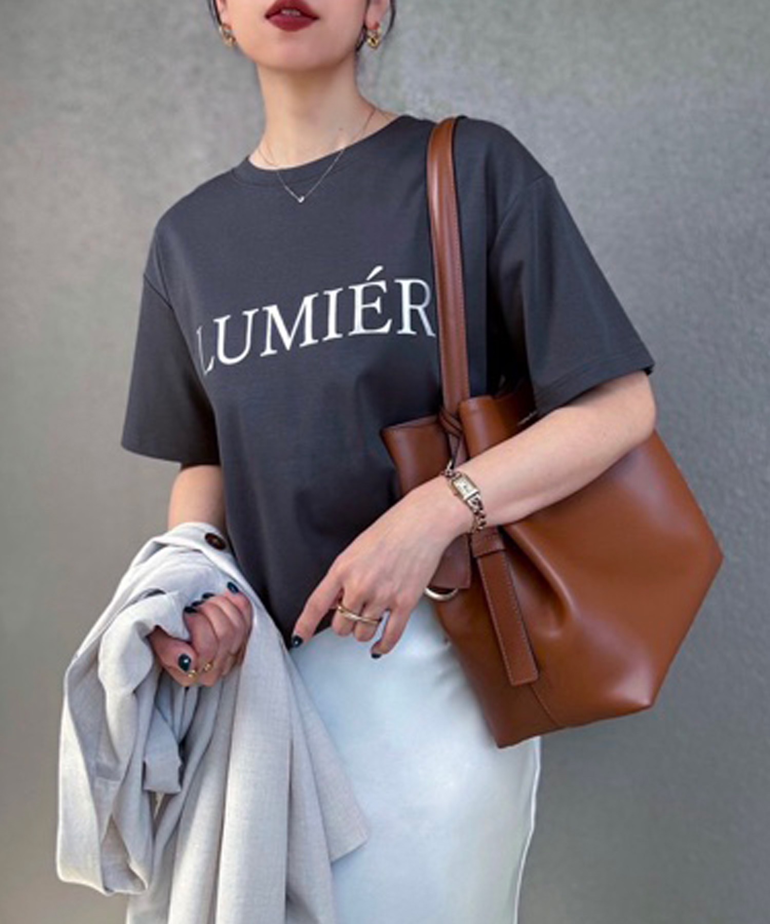 tシャツ 「新色追加！」大人ロゴプリントTシャツ レディース 新色追加！】大人ロゴプリントTシャツ Emma Taylor│STYLEDOOR