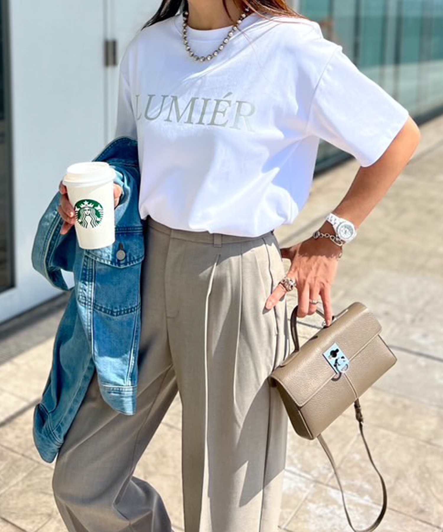 リピーター続出！】大人ロゴプリントTシャツ Emma Taylor