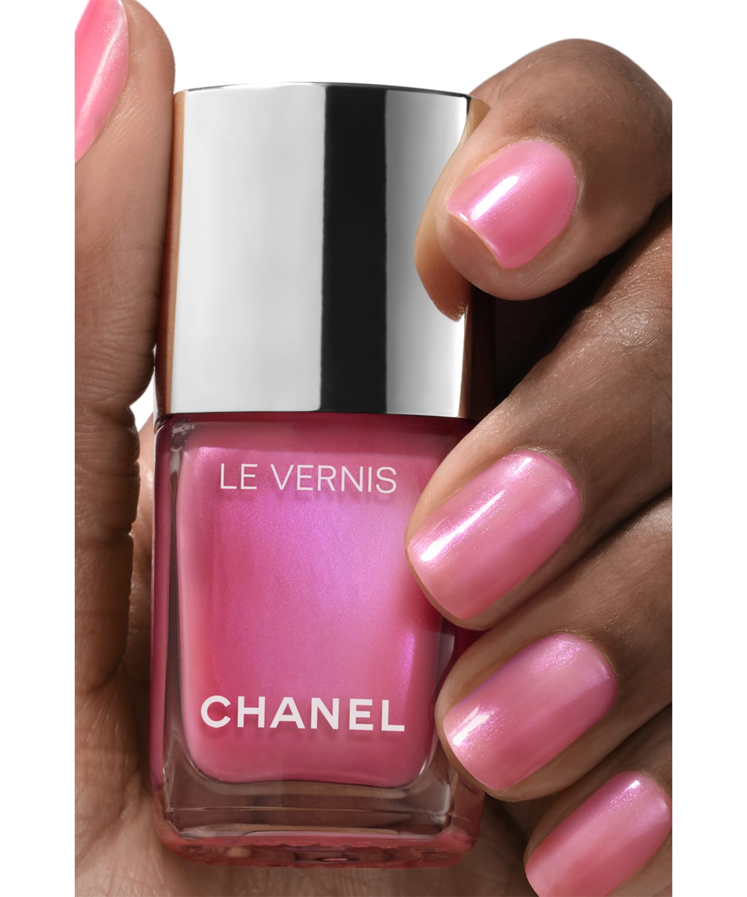 ヴェルニ ネイル エナメル（長時間美しい仕上がりが持続