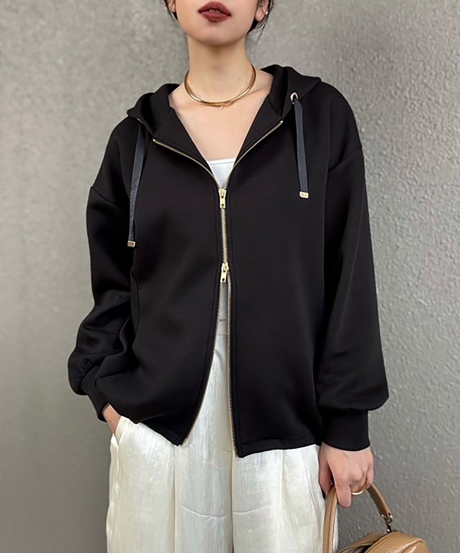 ダンボールドロストフレアヘムパーカー Emma Taylor│STYLEDOOR