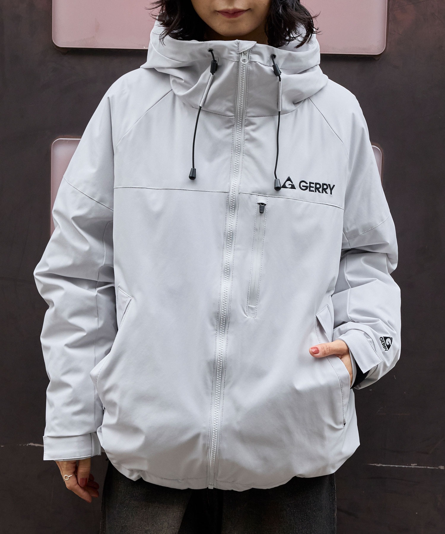 GERRY/ジェリー 別注 ロゴワンポイント刺繍 中綿フードブルゾン MONO